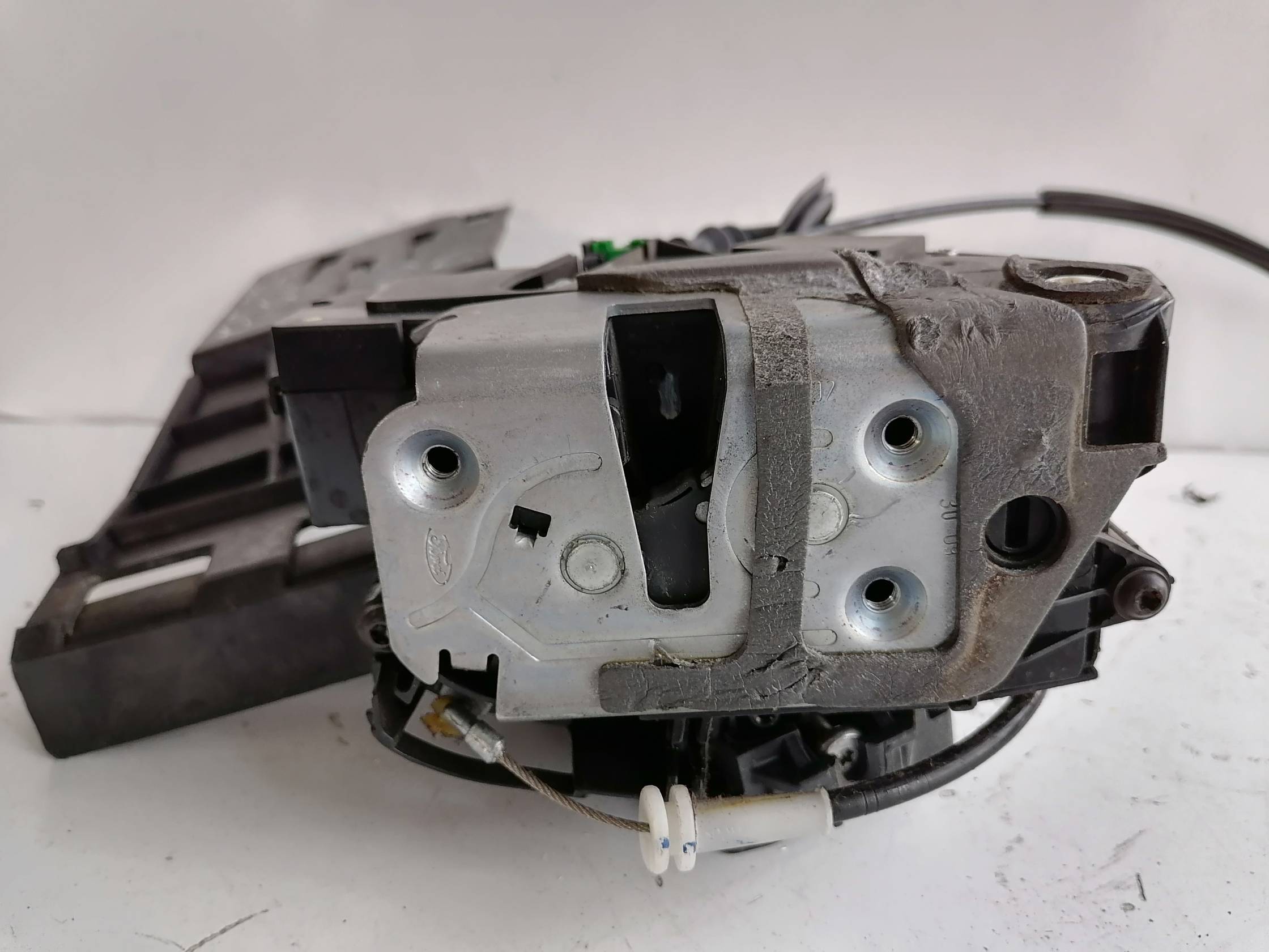 Serratura porta post. dx.