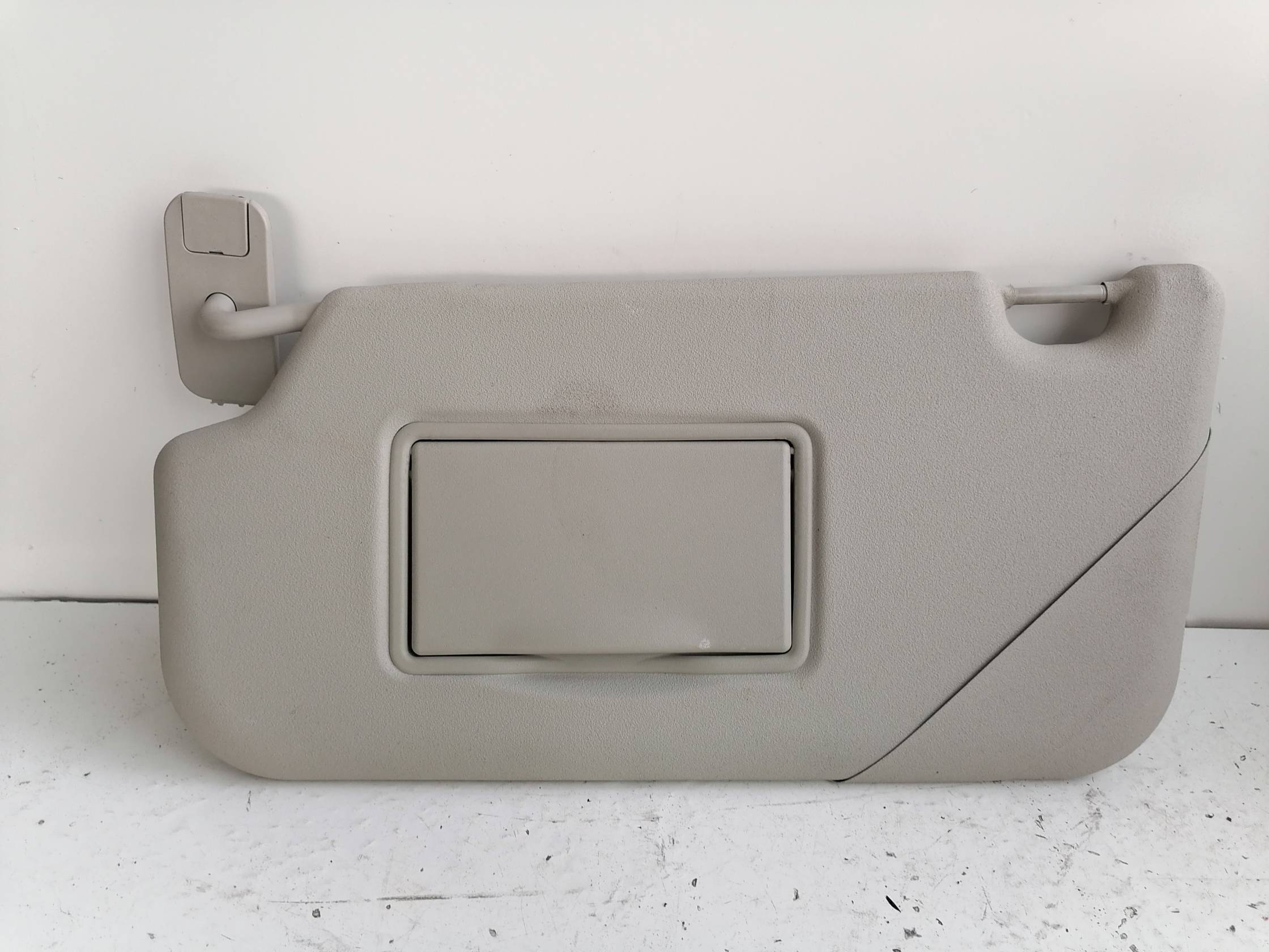 Aletta parasole parabrezza sx.