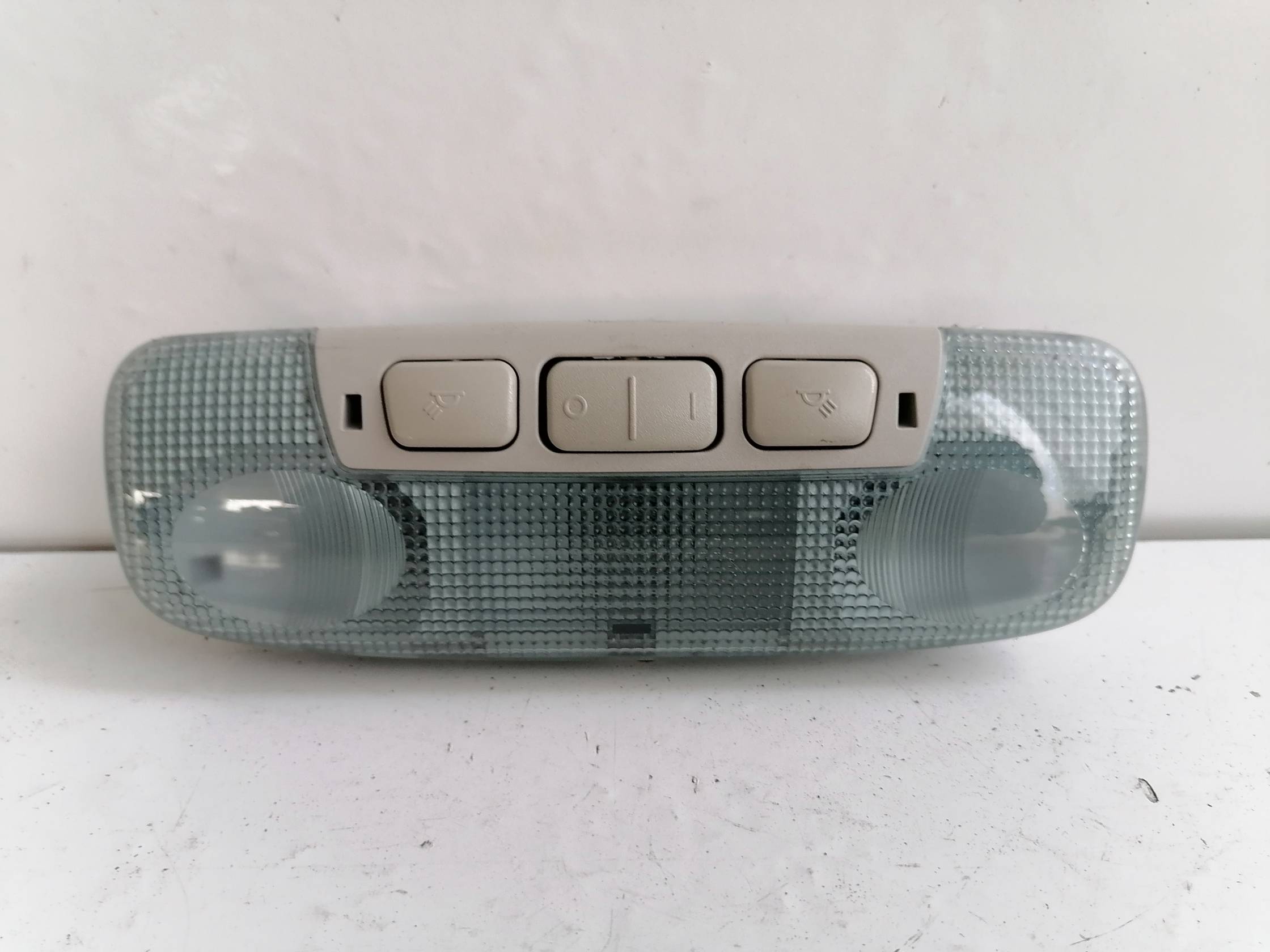 Luce cortesia ant. tetto