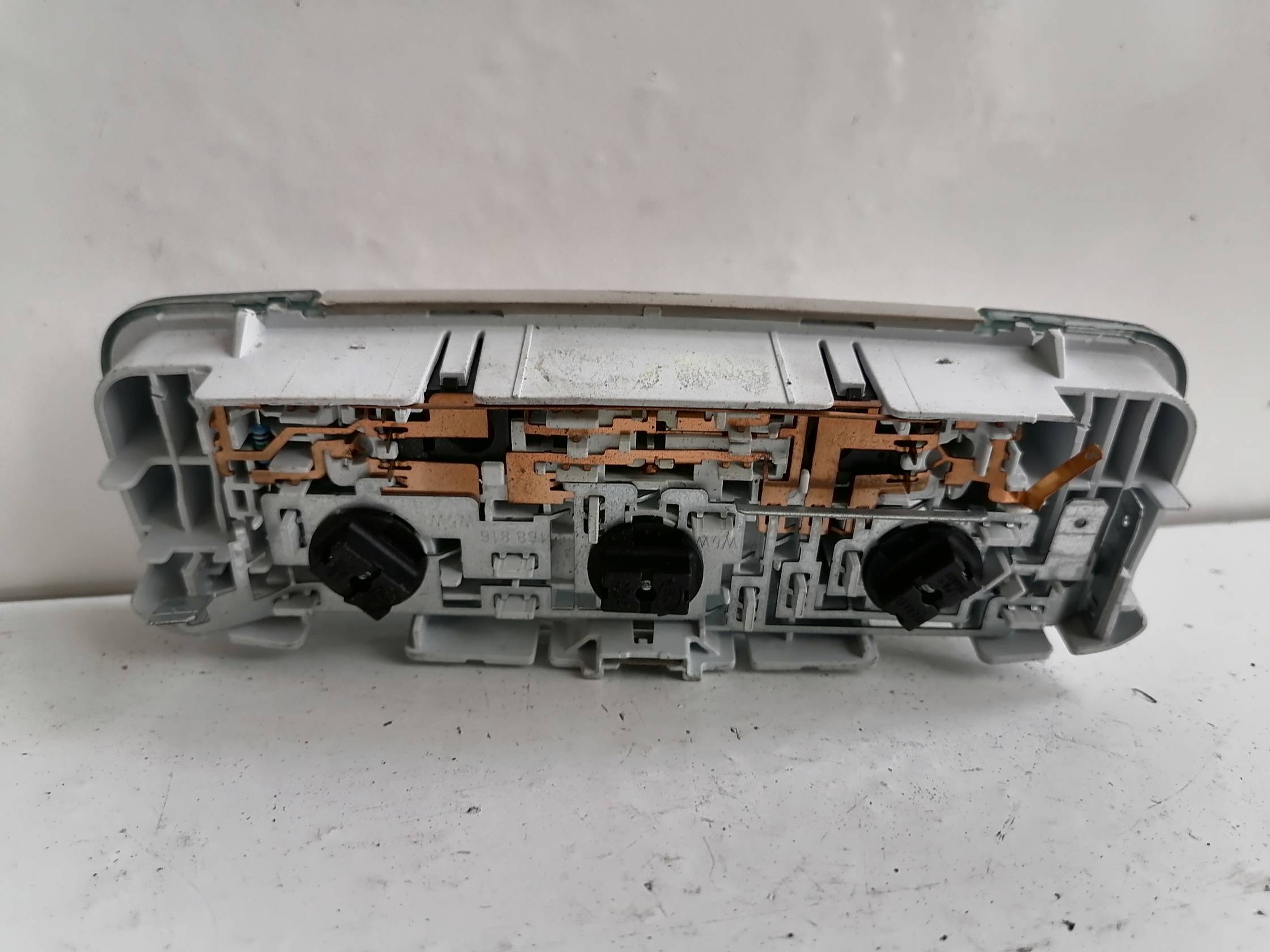 Luce cortesia ant. tetto