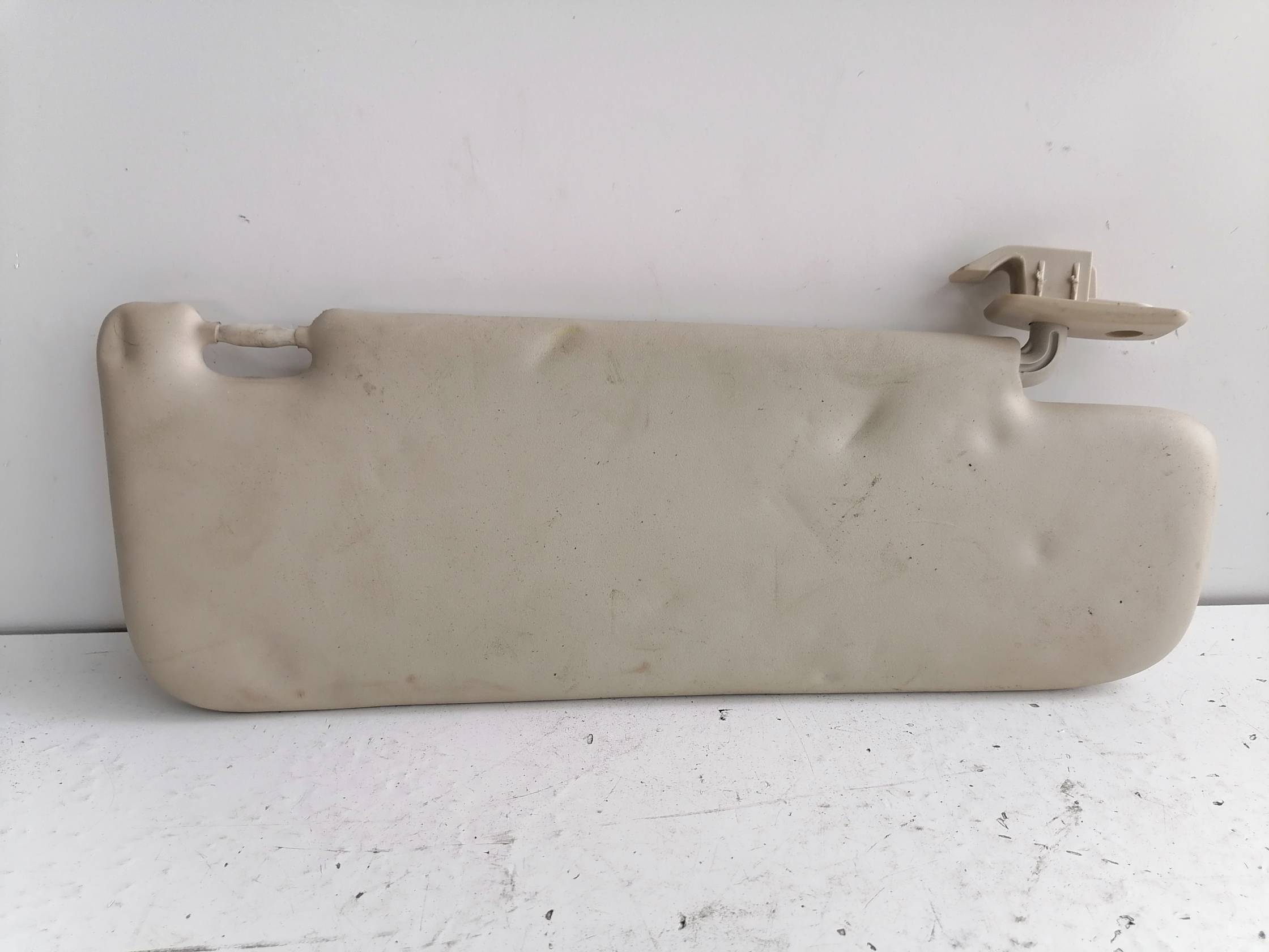 Aletta parasole parabrezza sx.