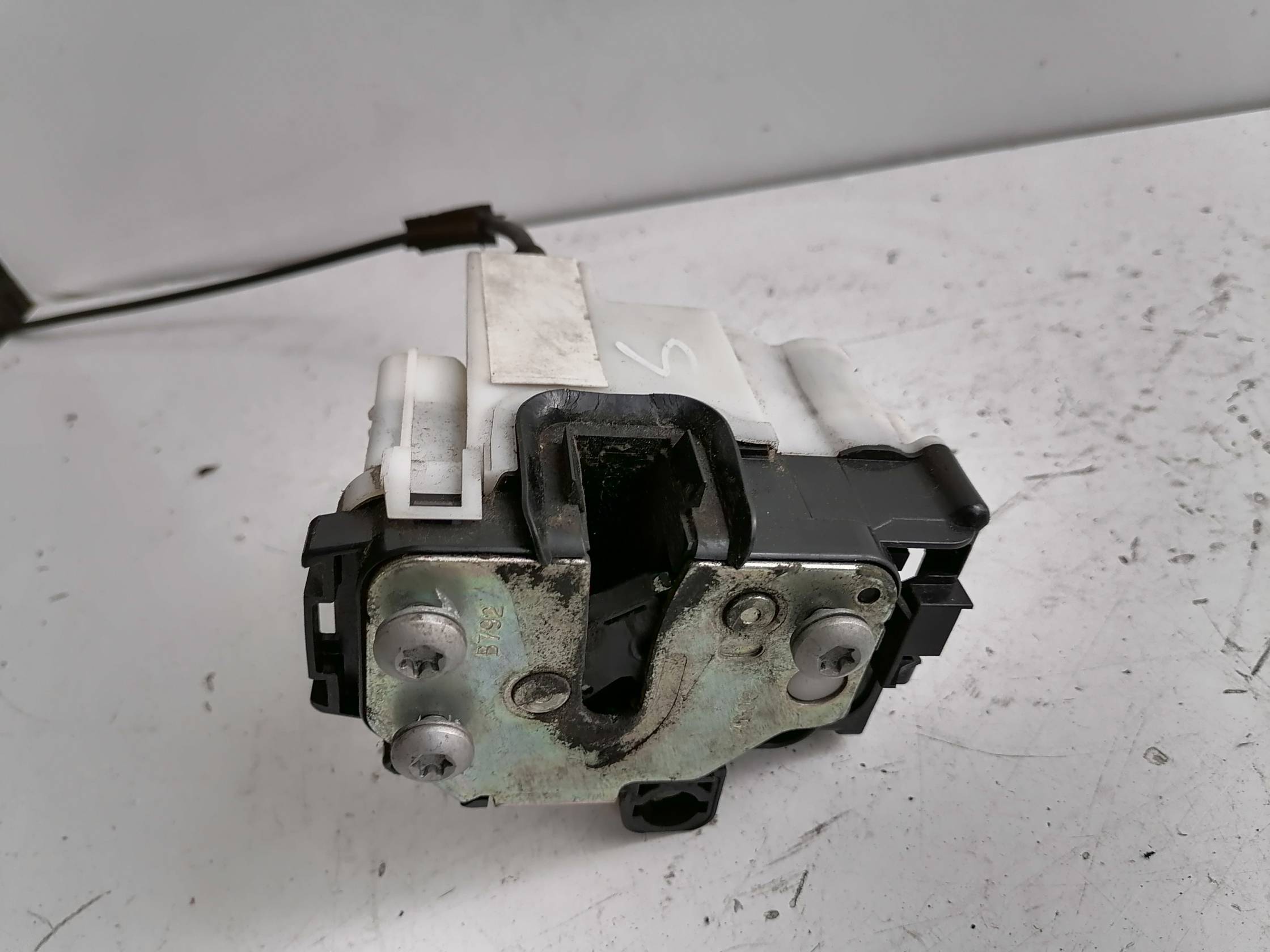 Serratura porta ant. sx.