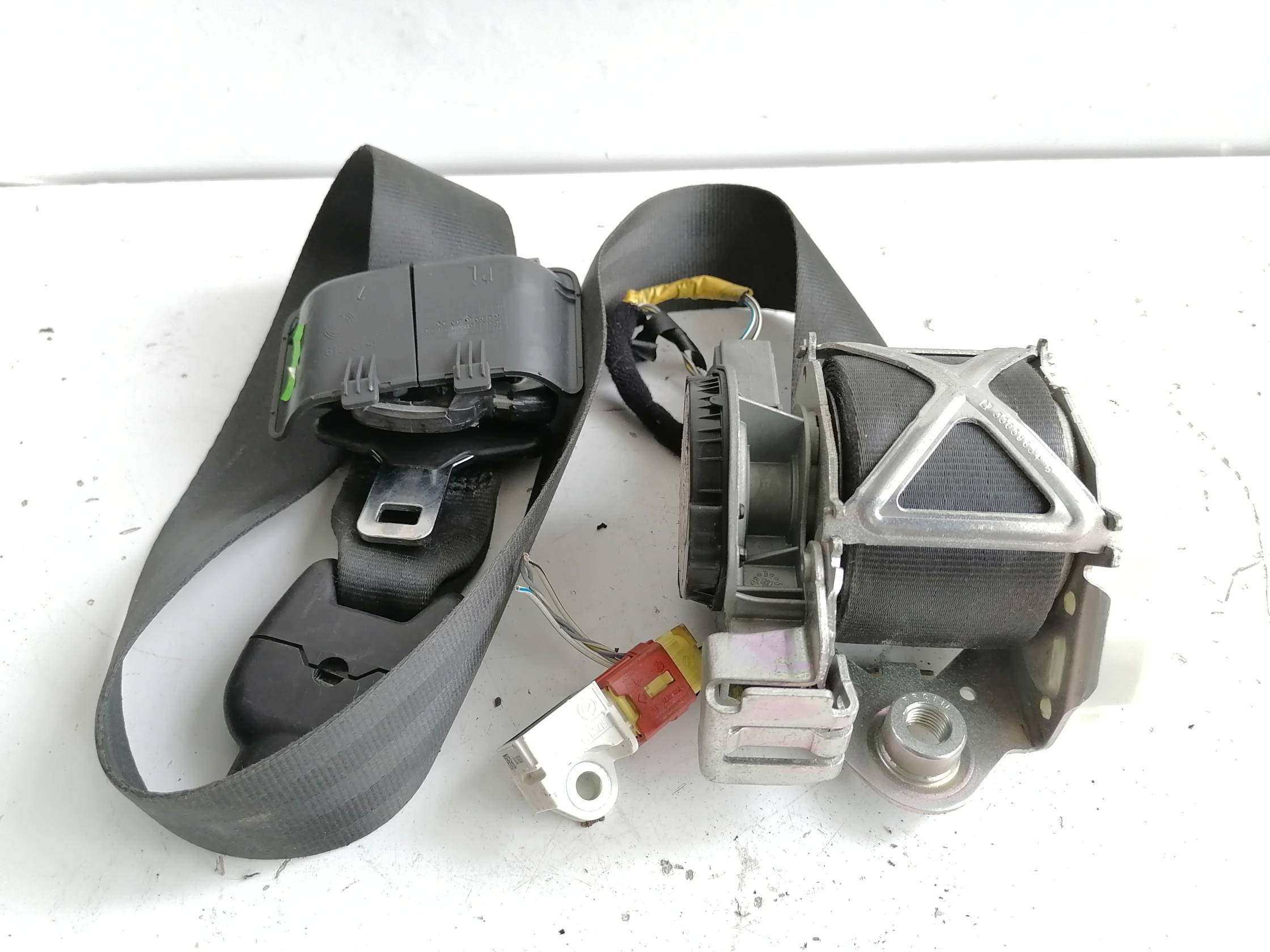 Cintura di sicurezza ant. dx.