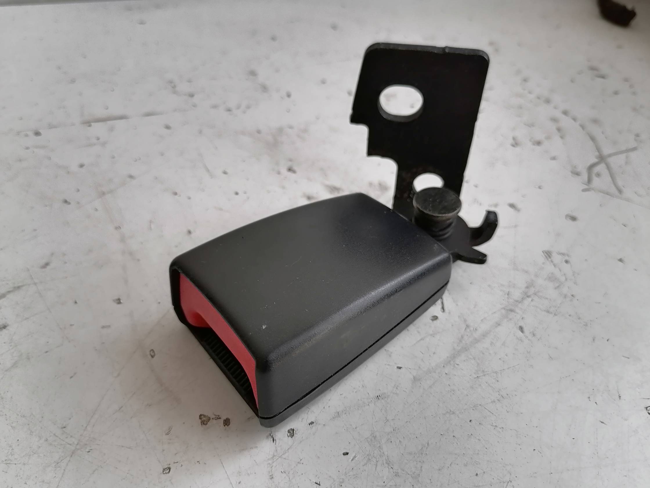 Aggancio cintura di sicurezza post. sx.