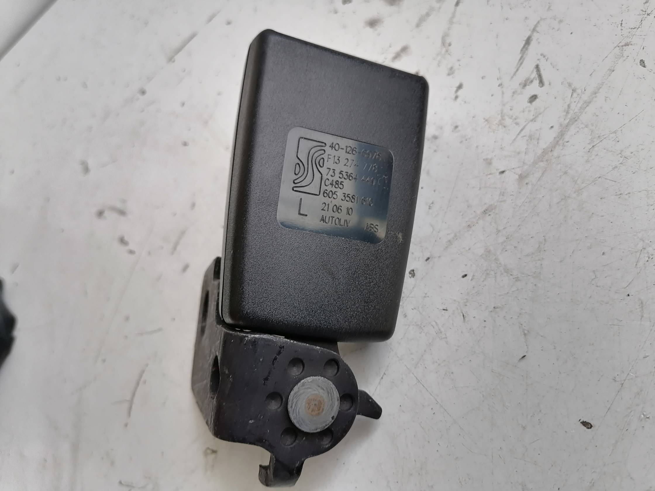 Aggancio cintura di sicurezza post. sx.