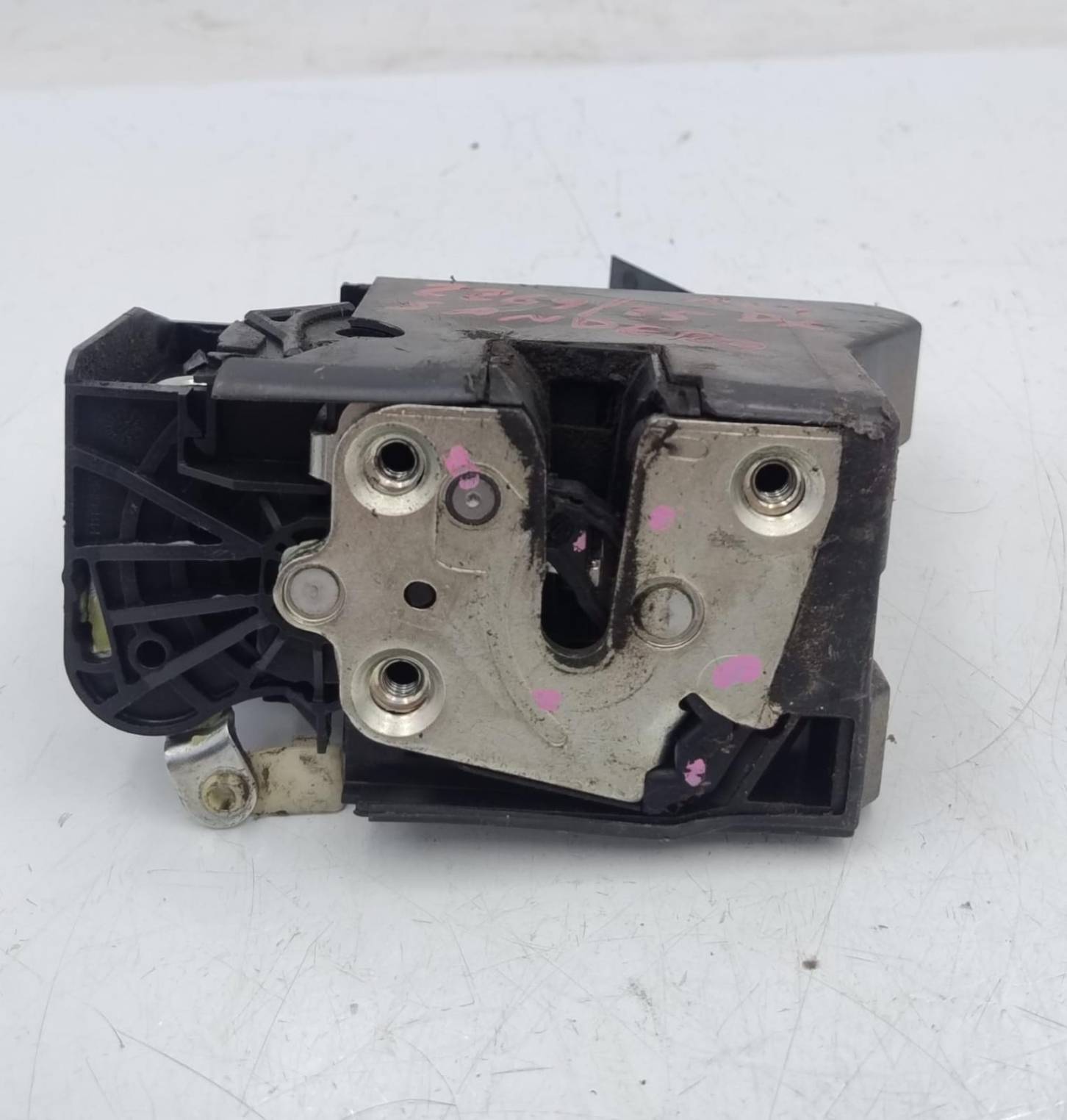 Serratura porta ant. dx.