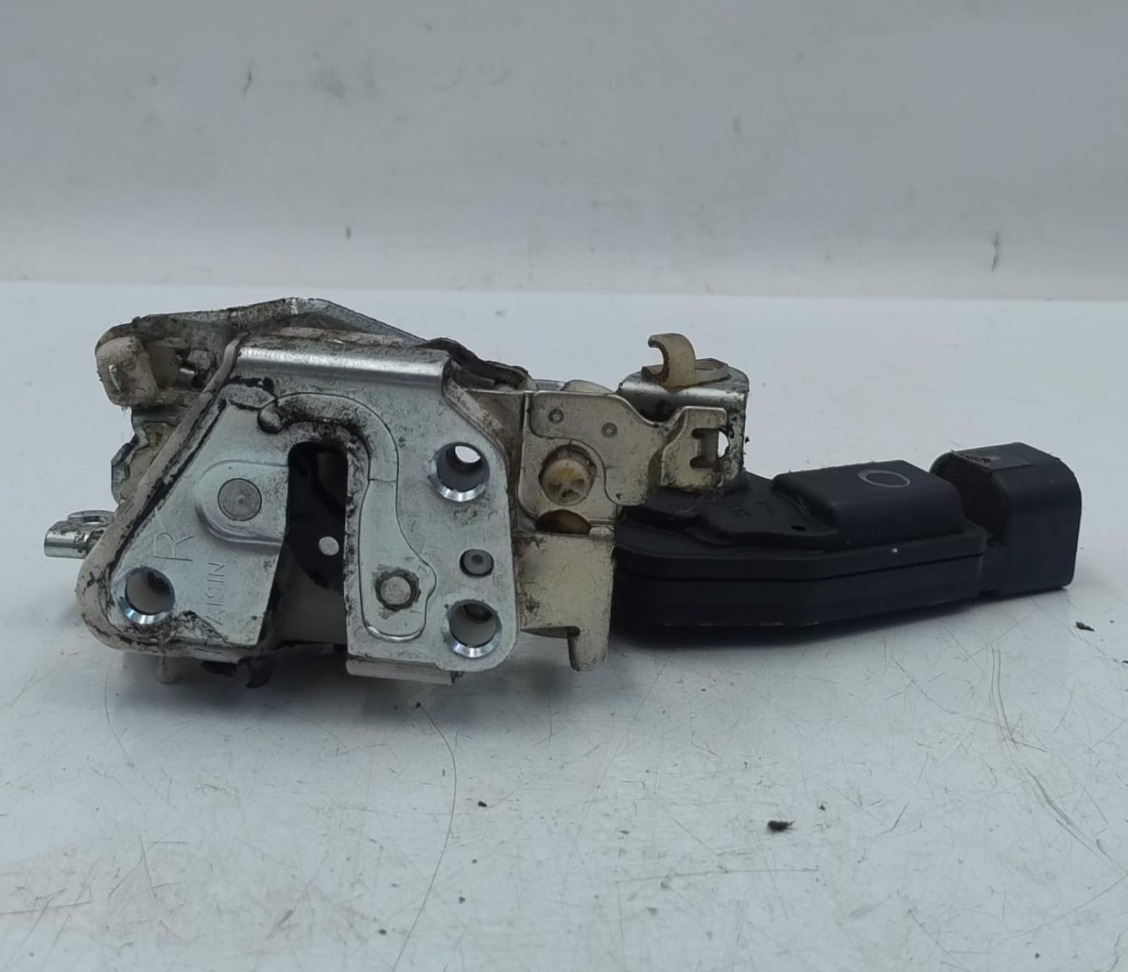 Serratura porta post. dx.