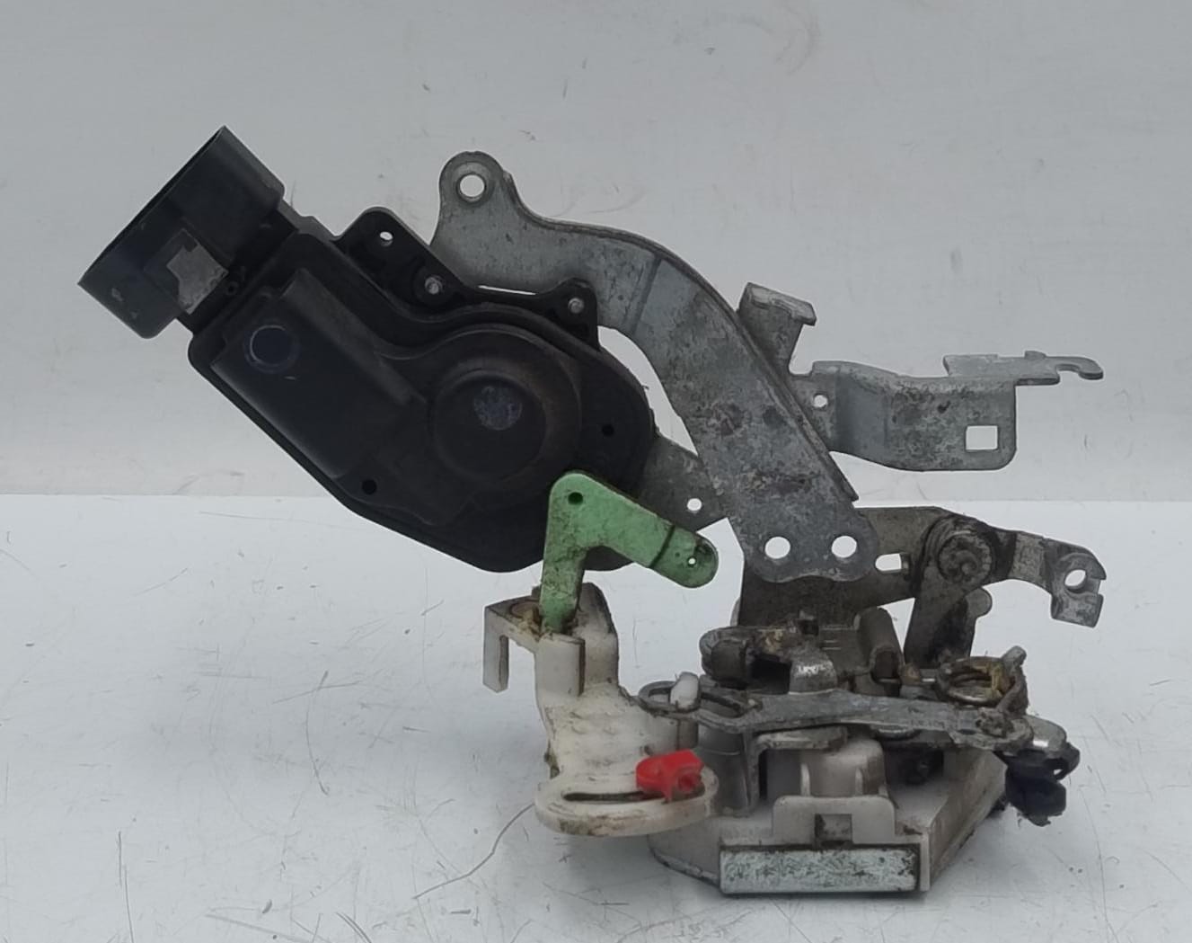 Serratura porta ant. sx.