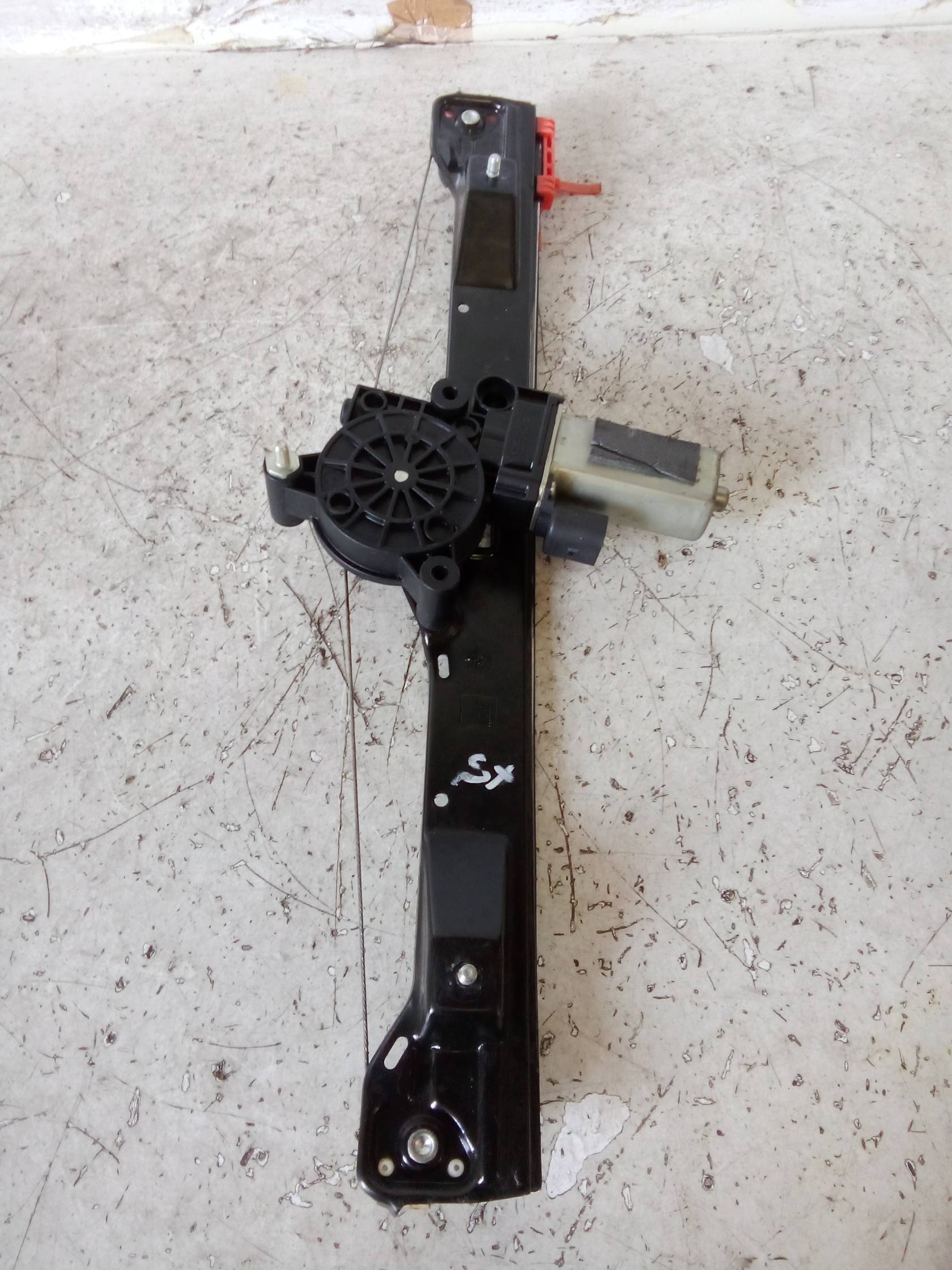 Alzacristallo elettr. porta ant. sx.