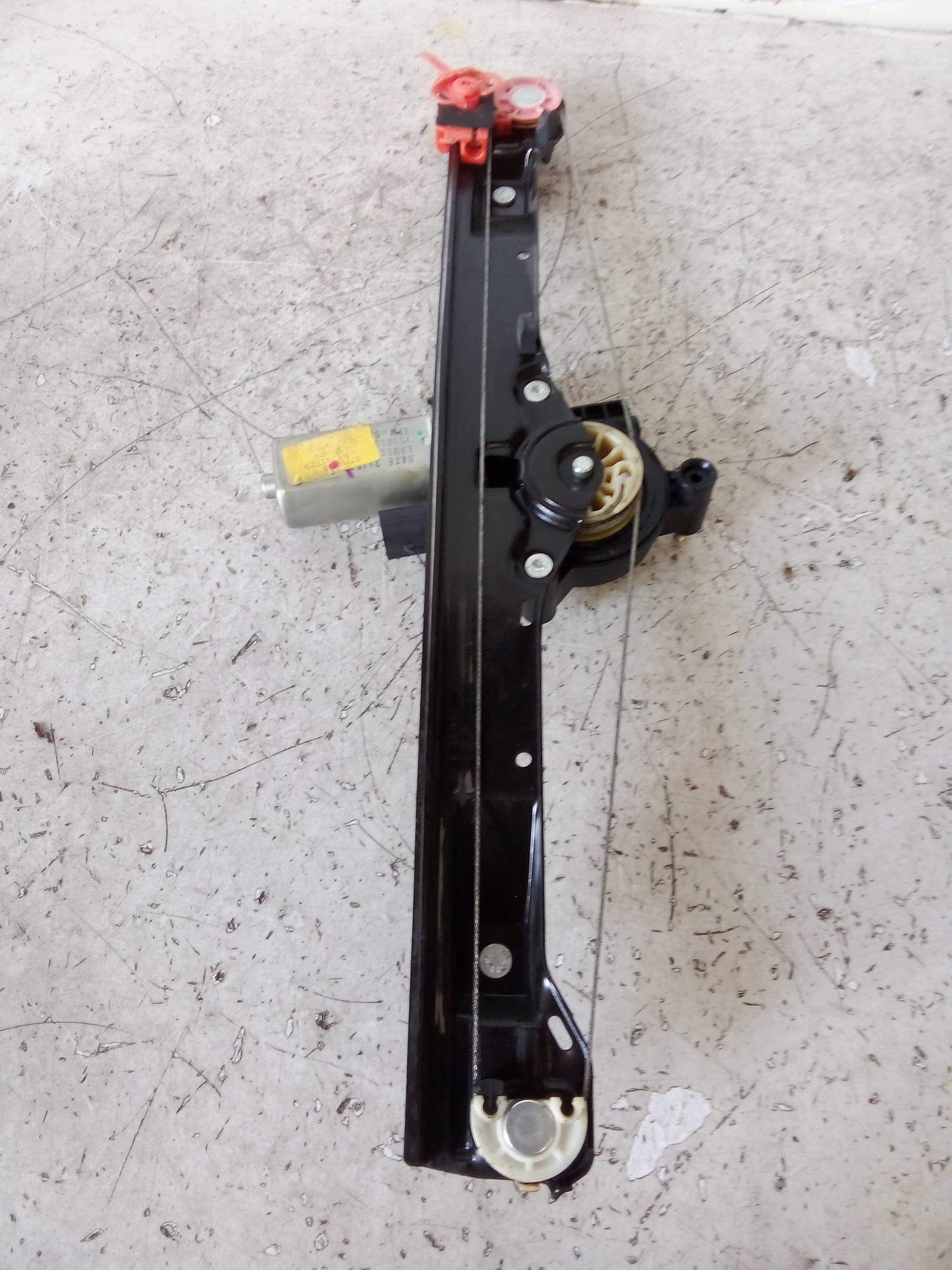 Alzacristallo elettr. porta ant. sx.