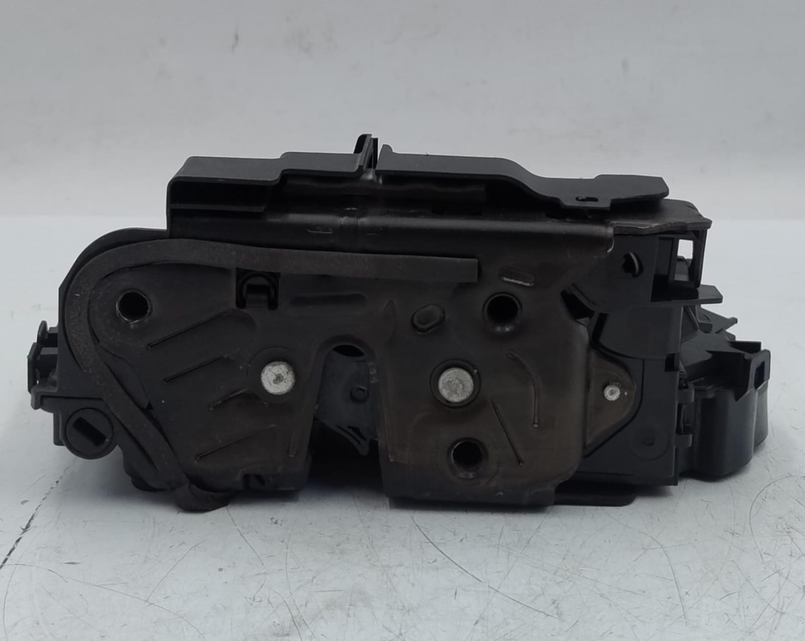 Serratura porta post. dx.