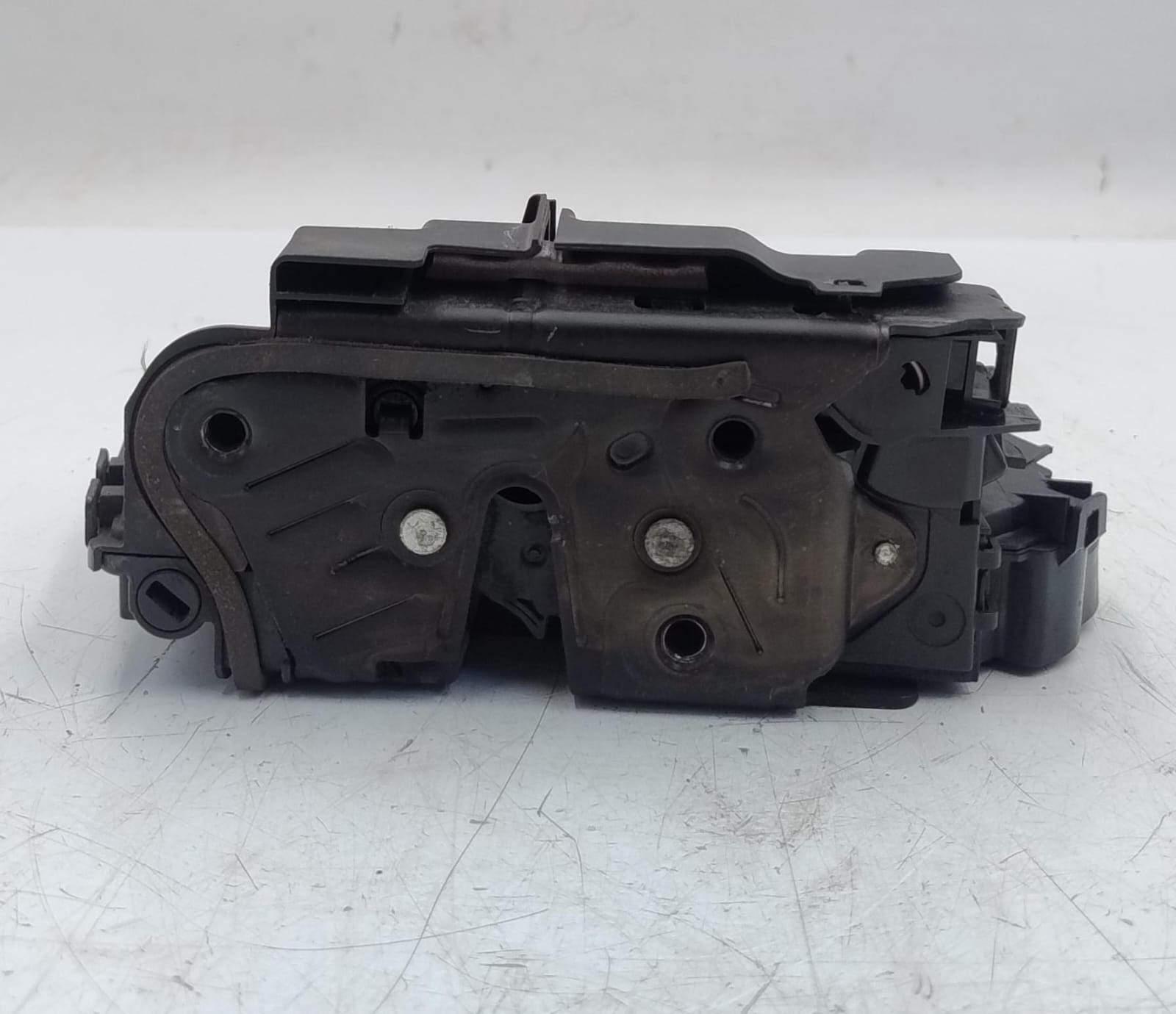 Serratura porta ant. dx.