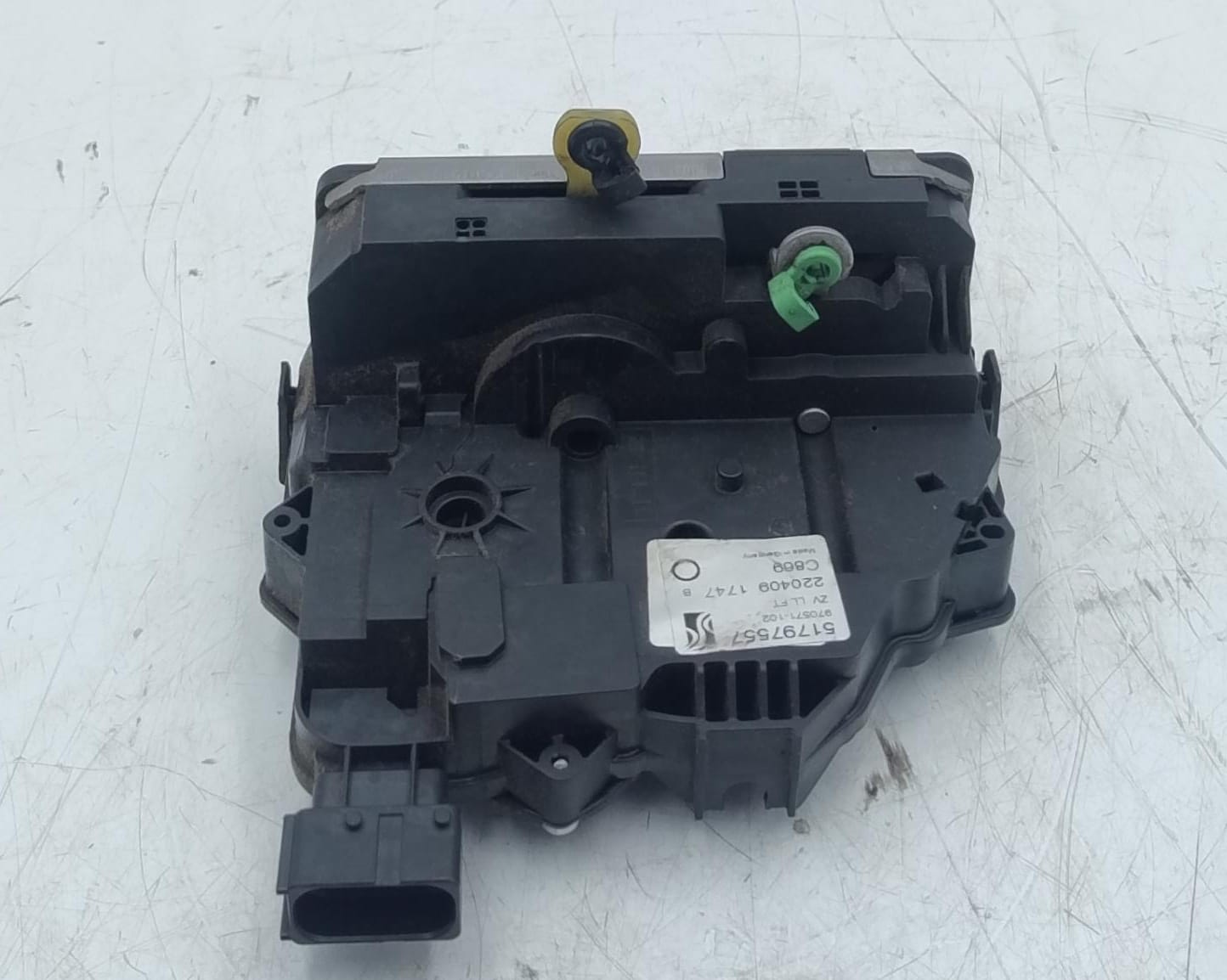 Serratura porta ant. sx.