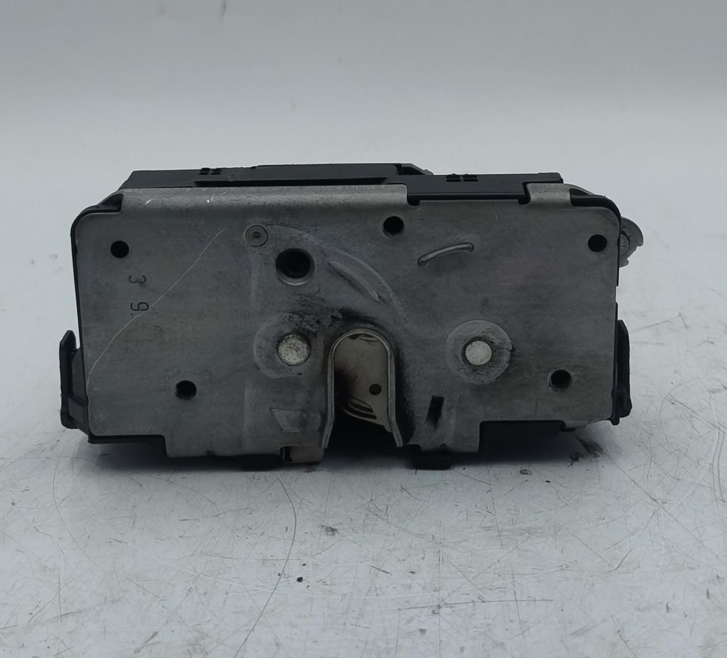 Serratura porta post. dx.