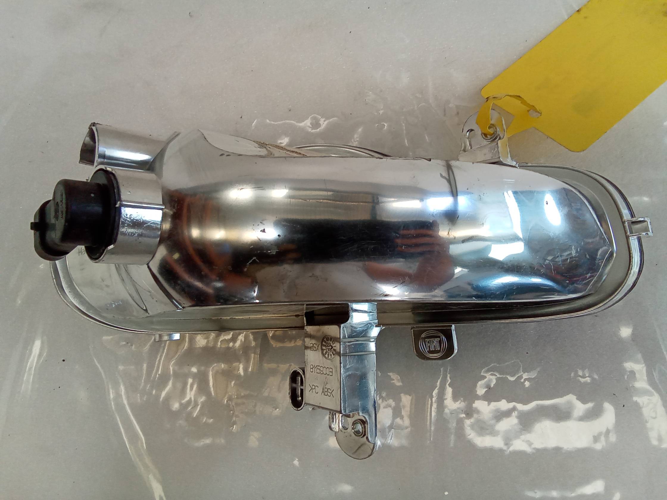 Proiettore ausiliario sx.