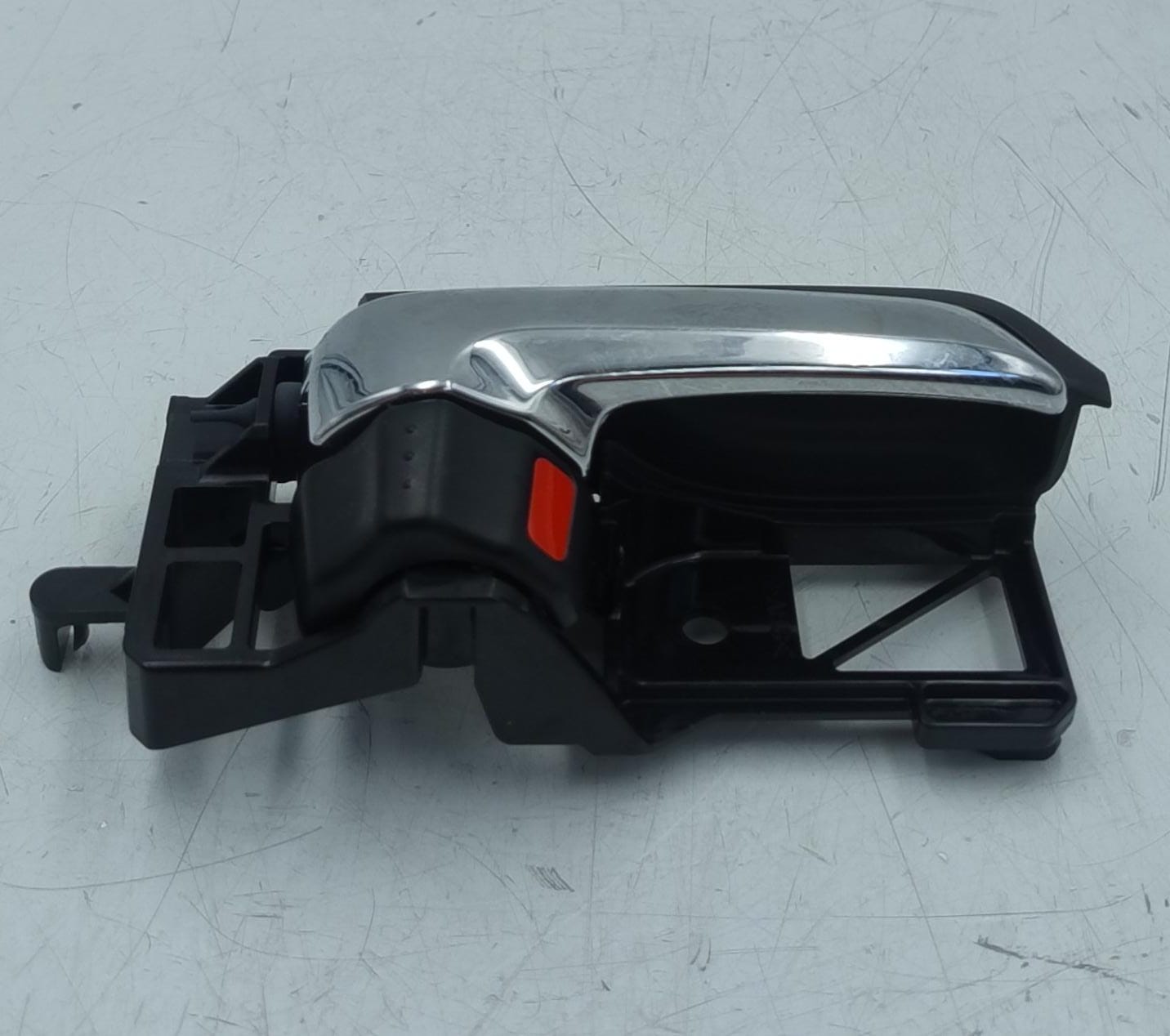 Maniglia int. apertura porta ant. dx.