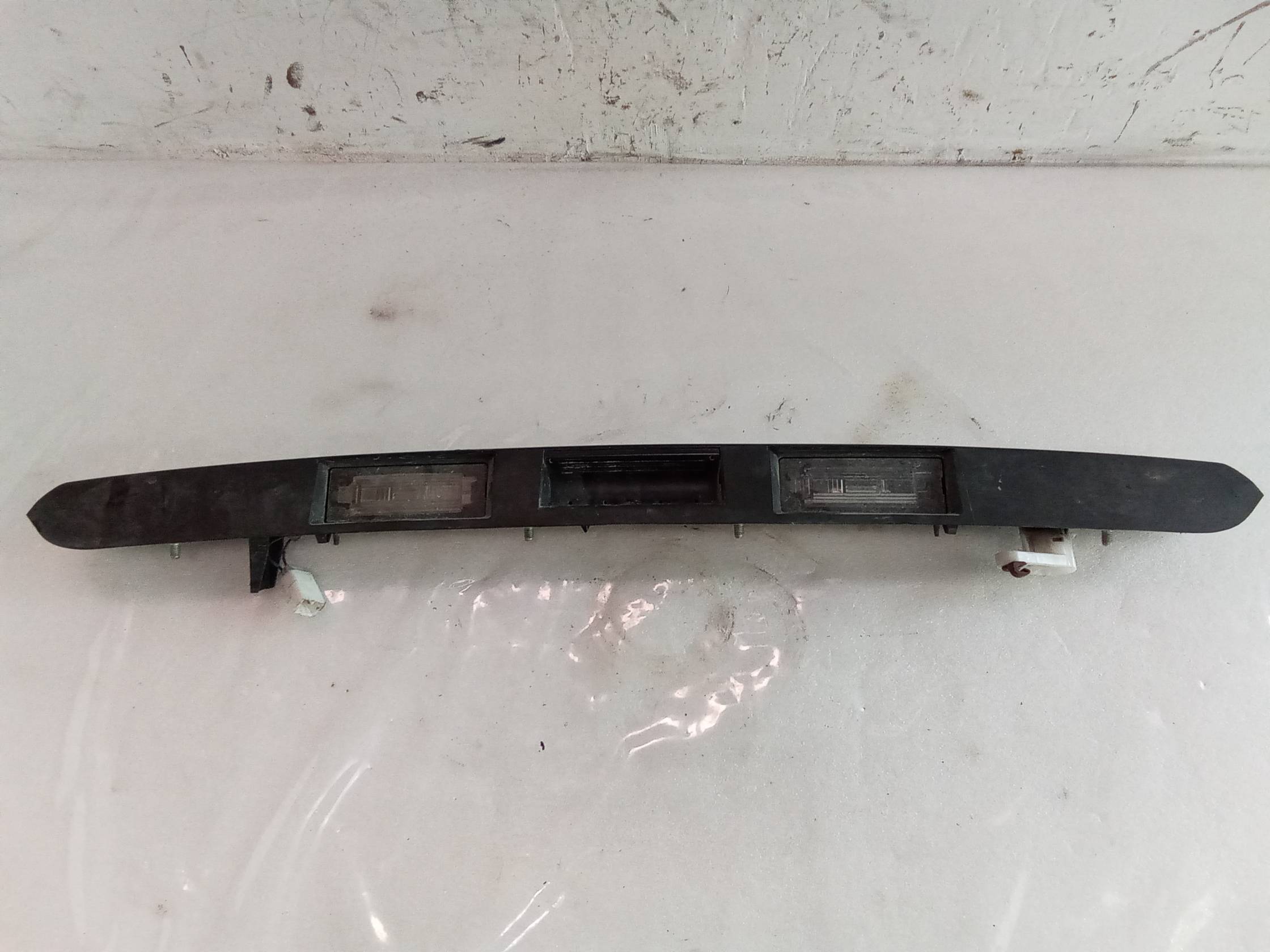 Maniglia portello post. Maniglia portello post.