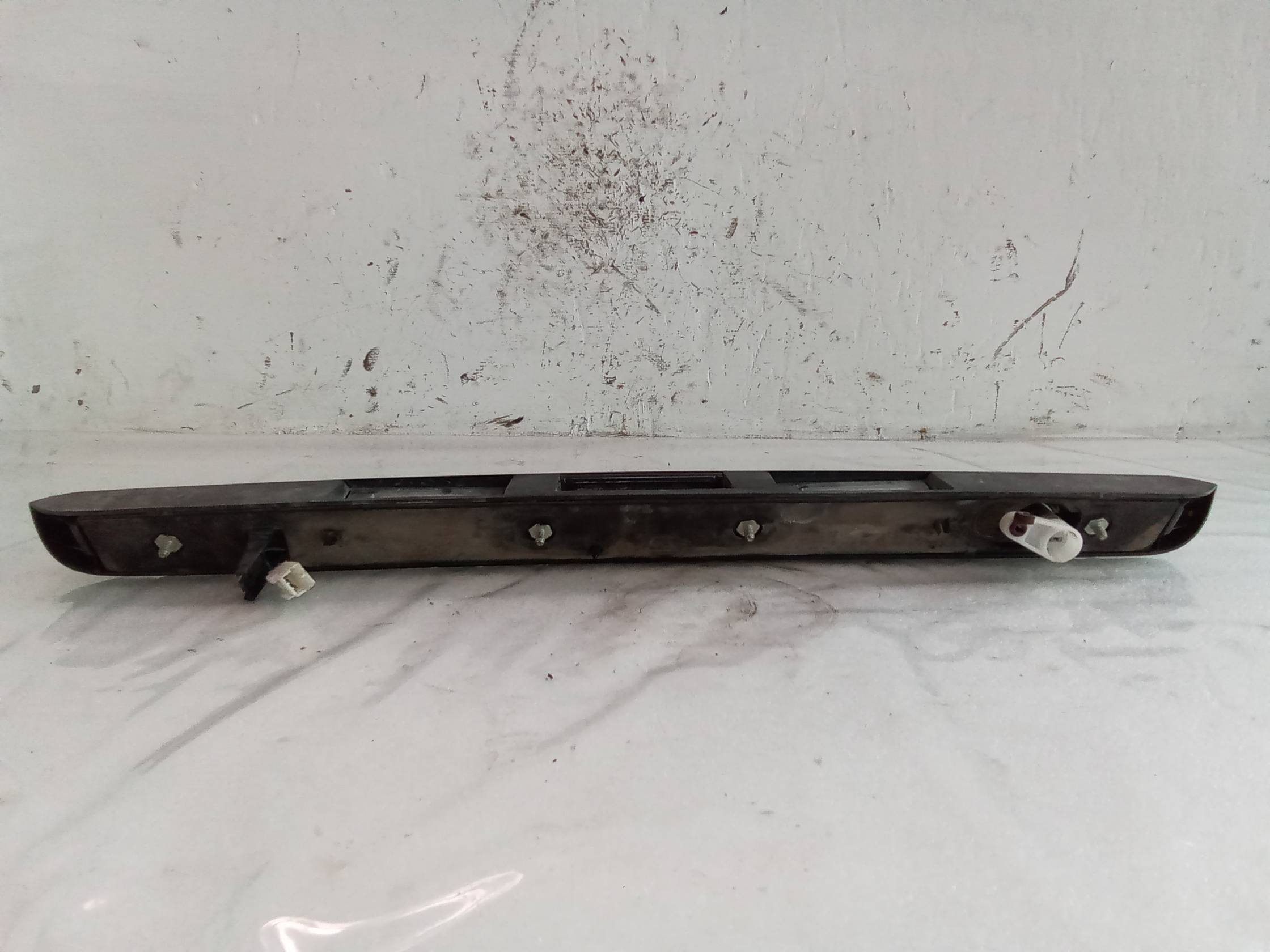 Maniglia portello post. Maniglia portello post.