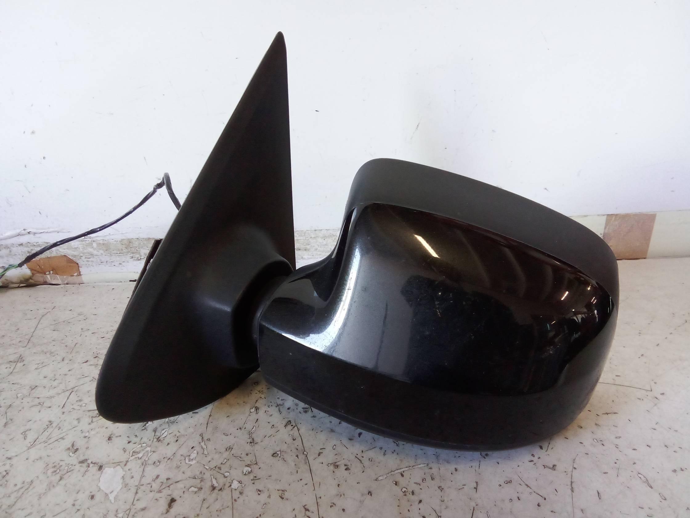 Retrovisore est. regolaz. elettr. sx.