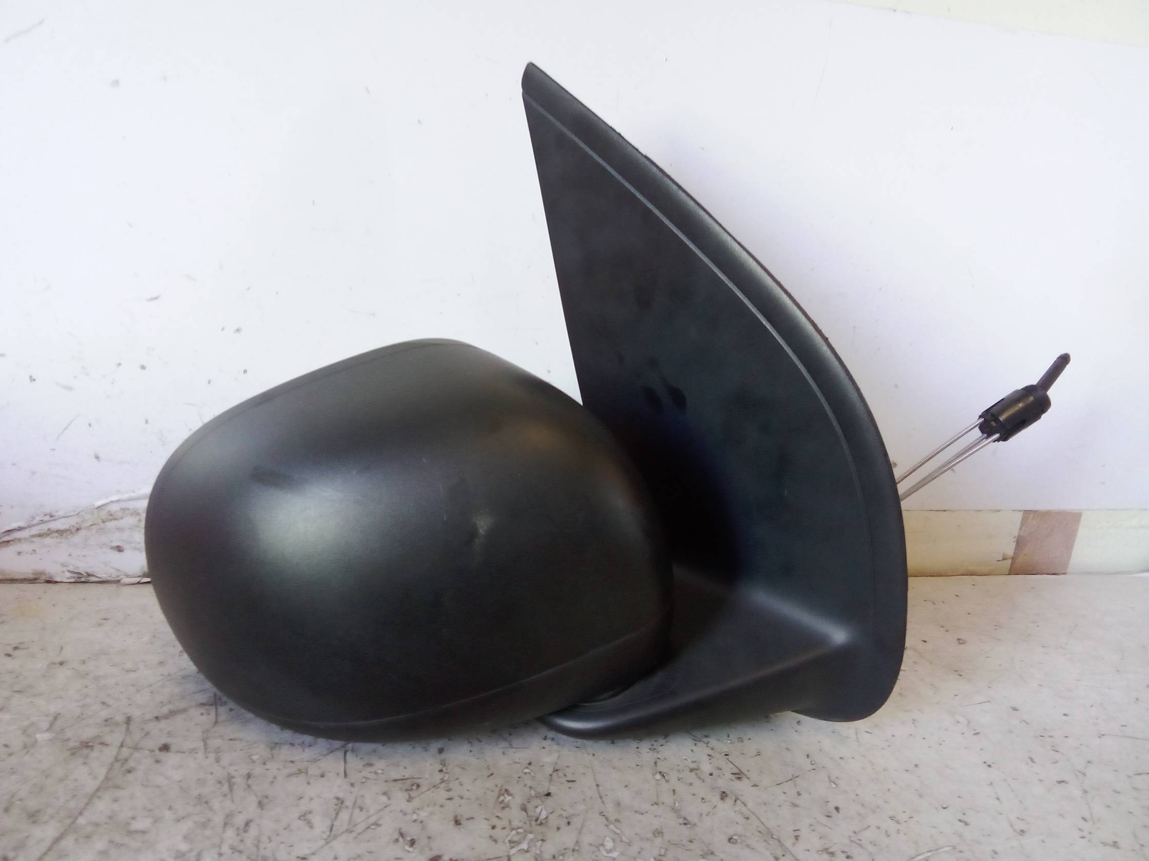 Retrovisore est. dx.