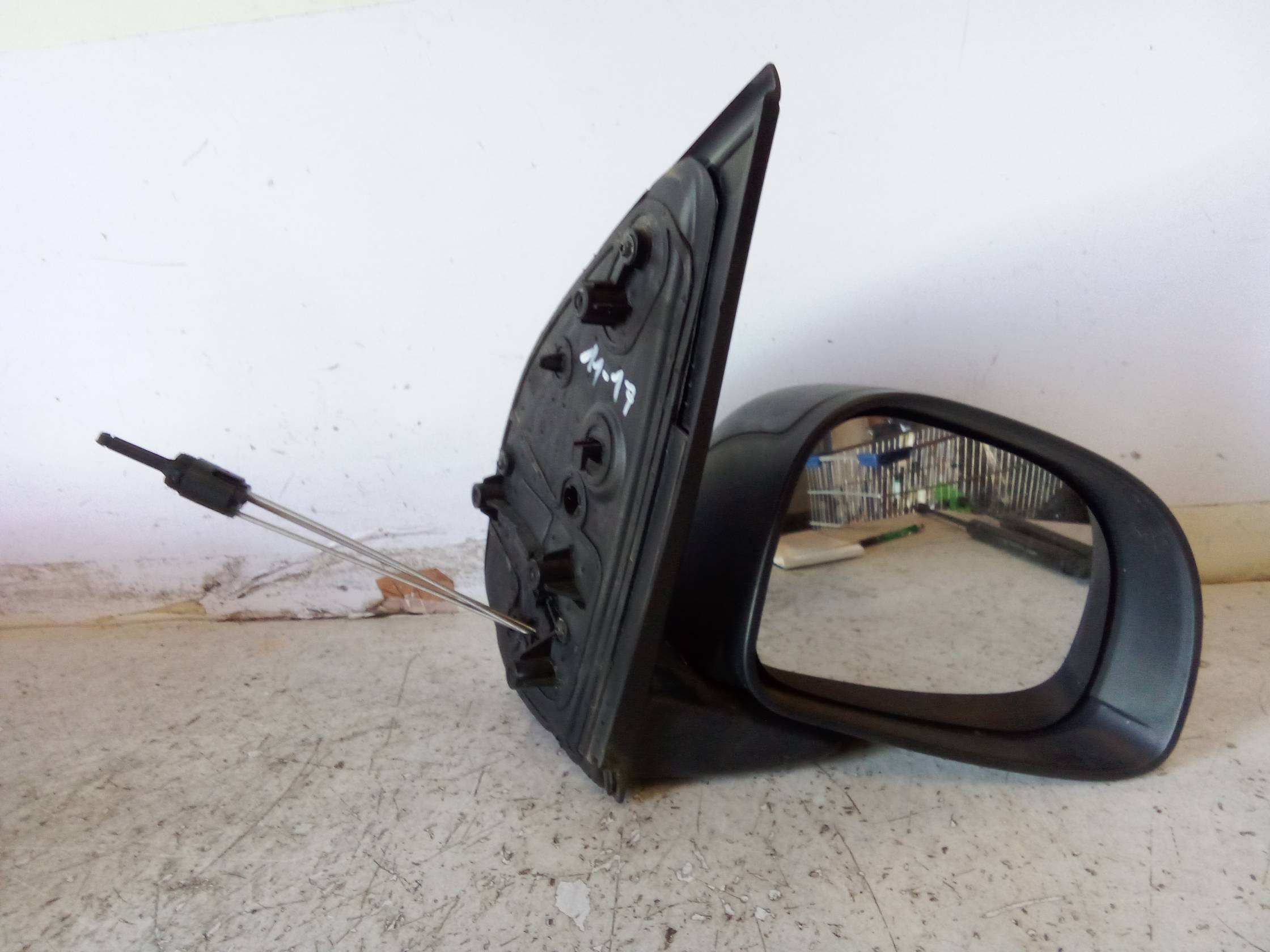 Retrovisore est. dx.