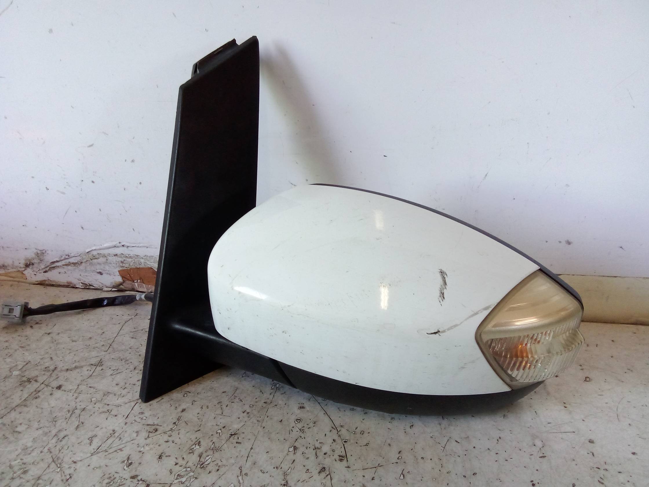 Retrovisore est. regolaz. elettr. sx.