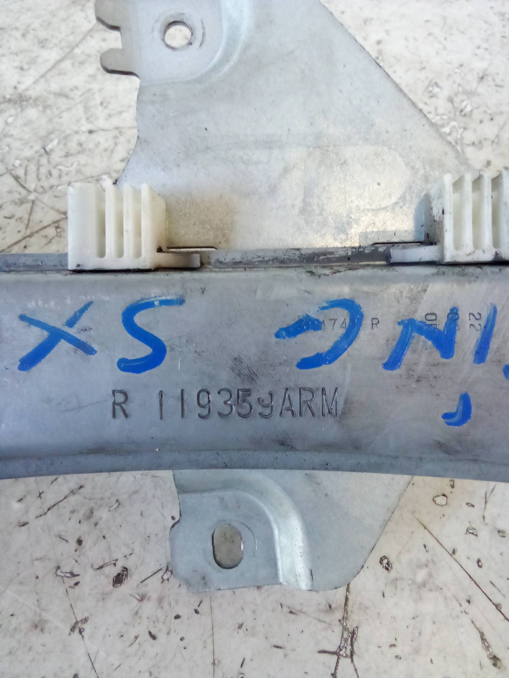 Alzacristallo elettr. porta ant. con motorino sx.