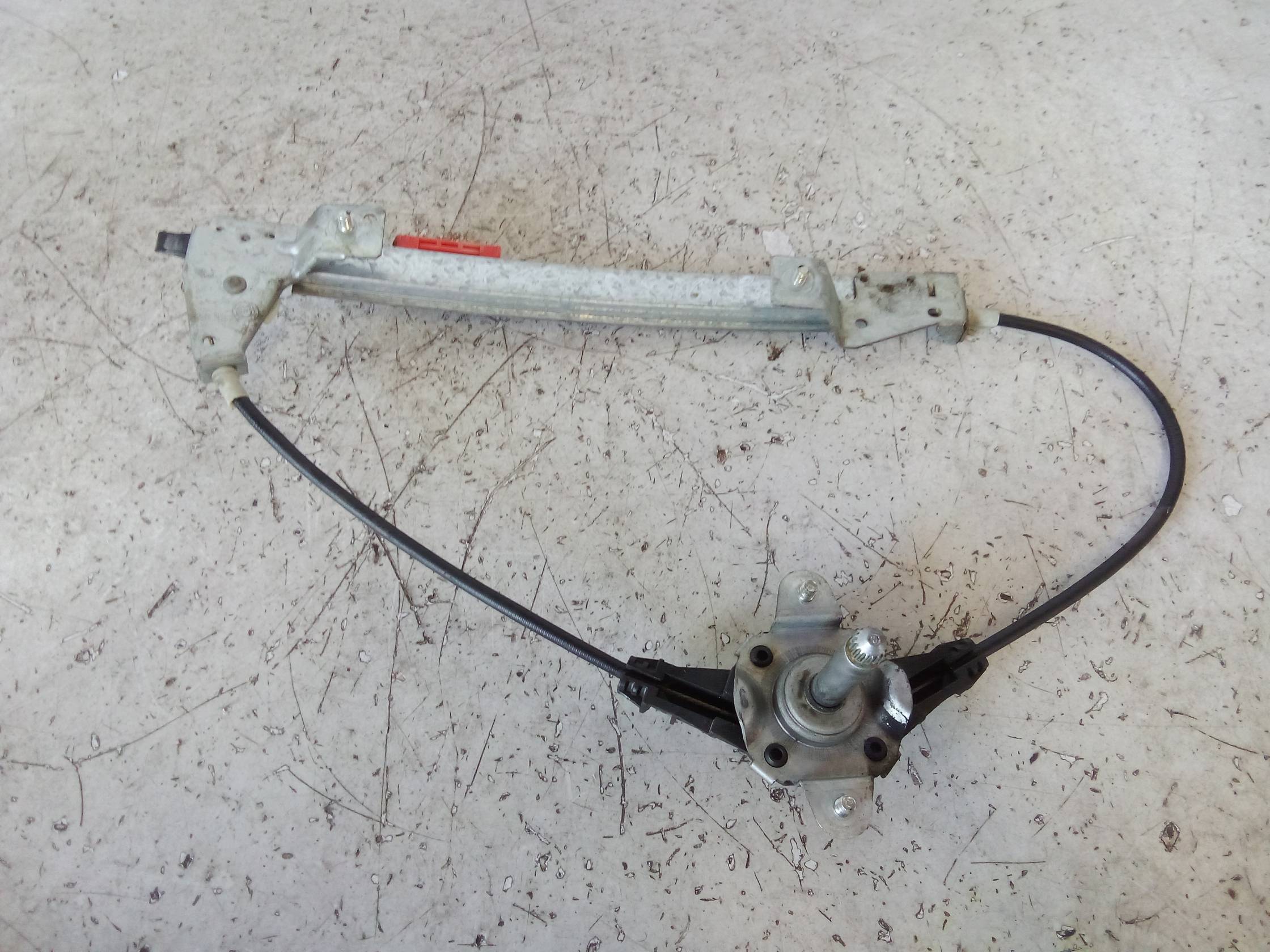 Alzacristallo porta post. dx.