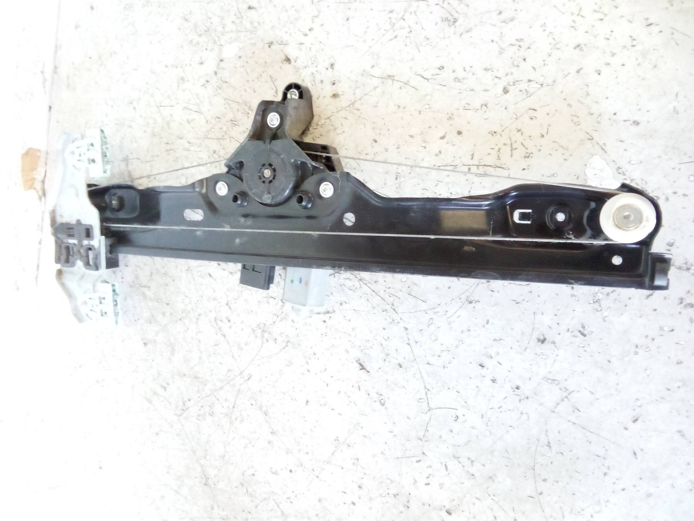 Alzacristallo elettr. porta ant. sx.