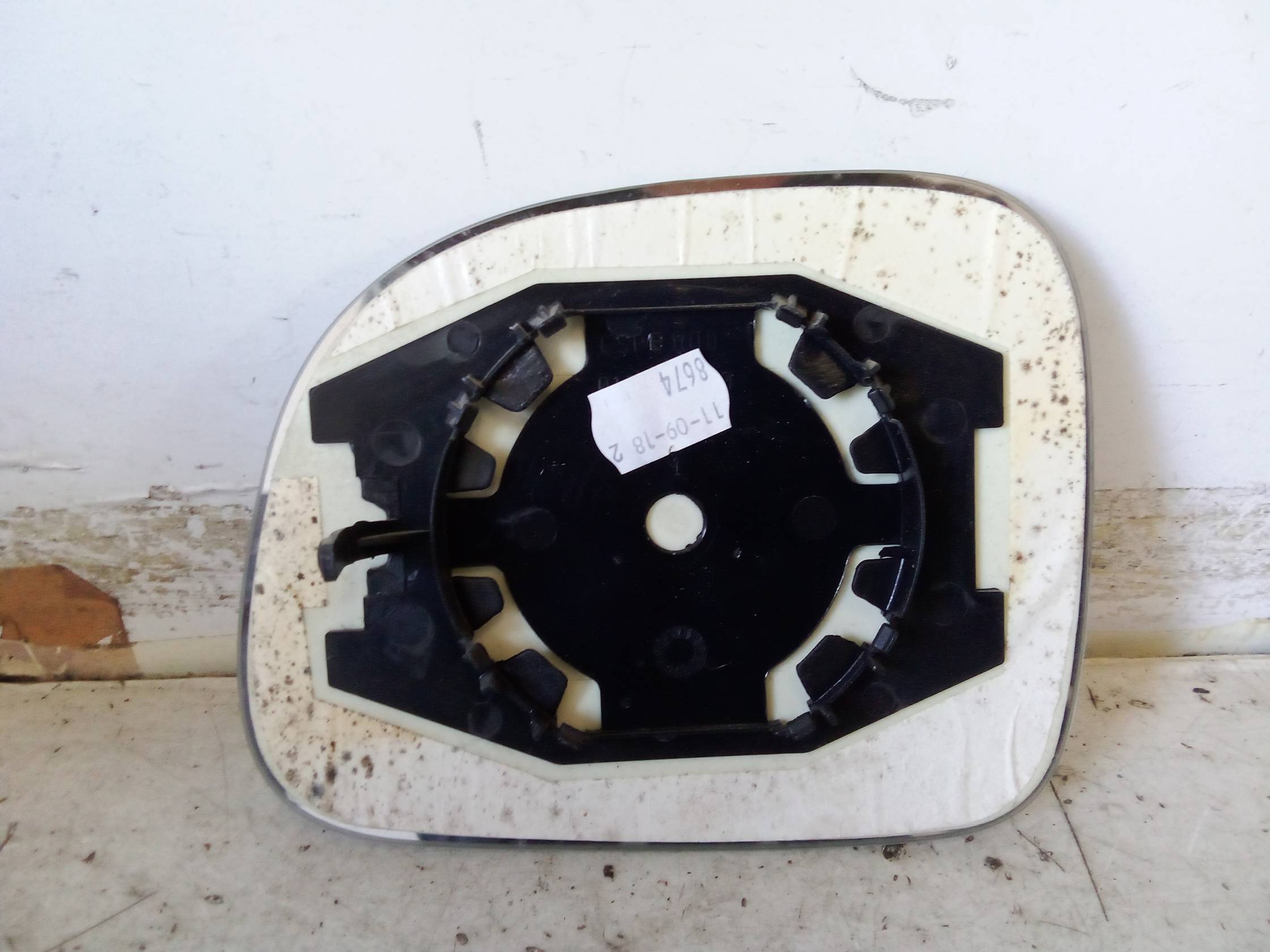 Cristallo retrovisore est. dx.