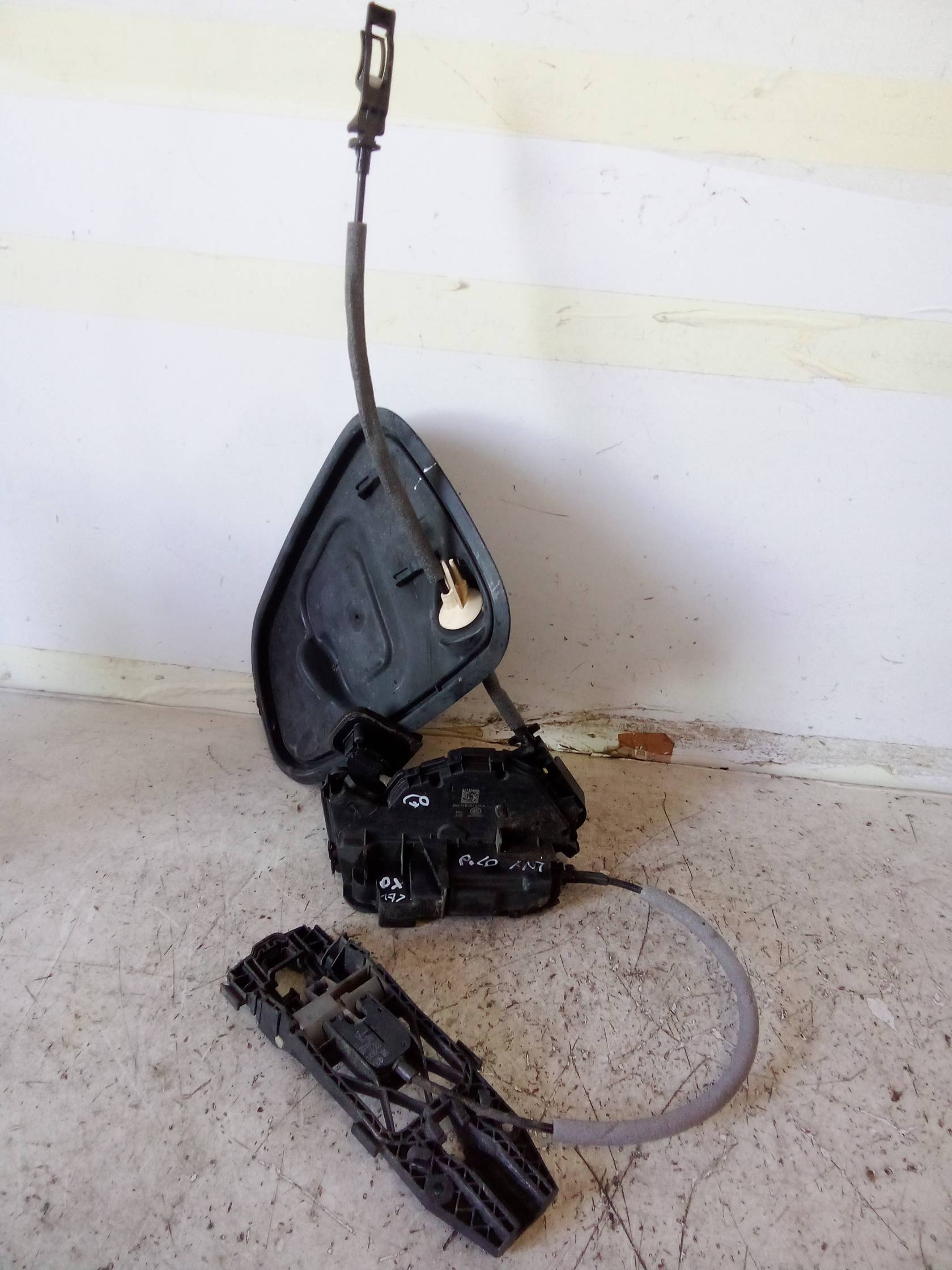 Serratura porta ant. dx.