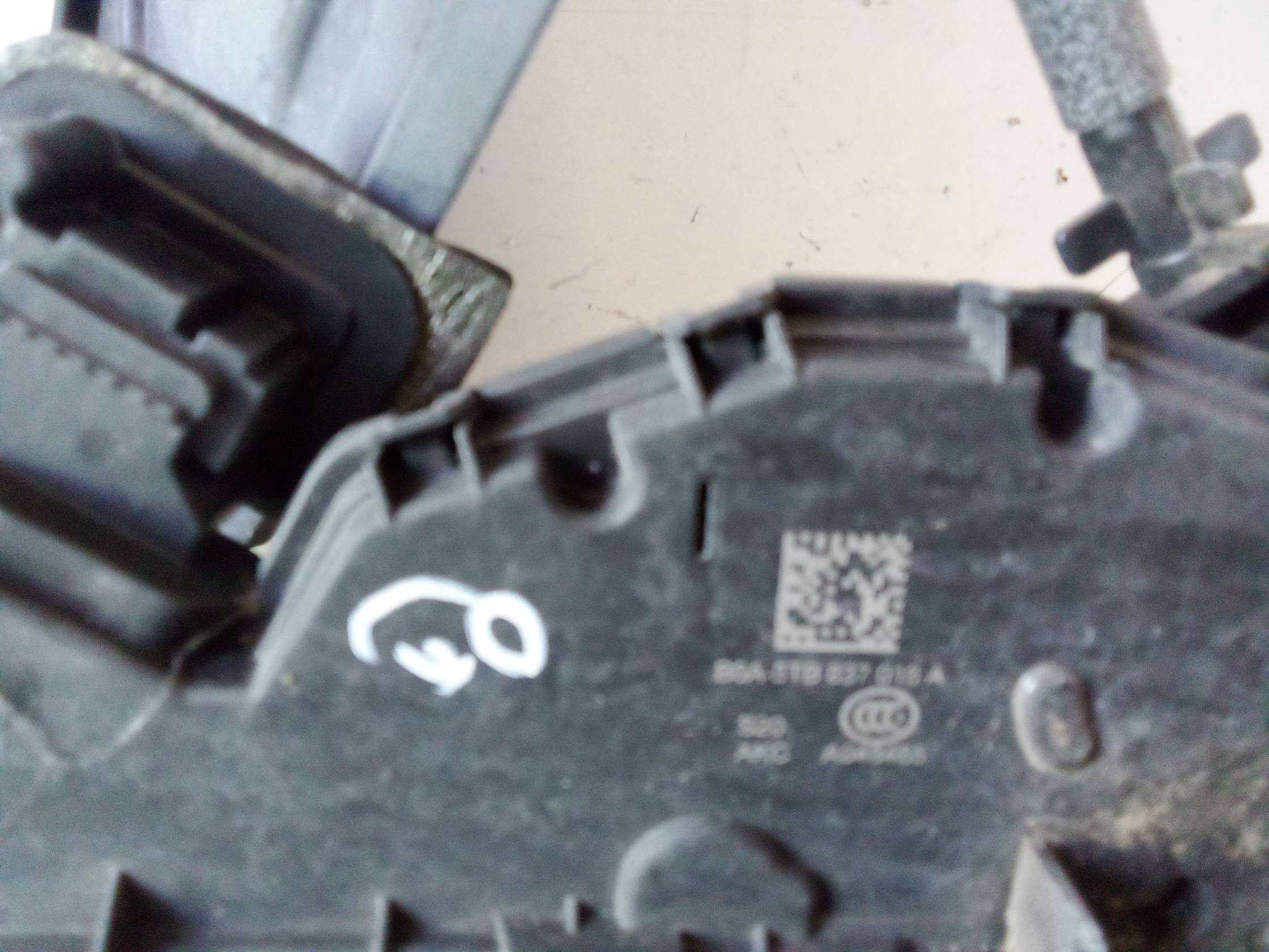 Serratura porta ant. dx.