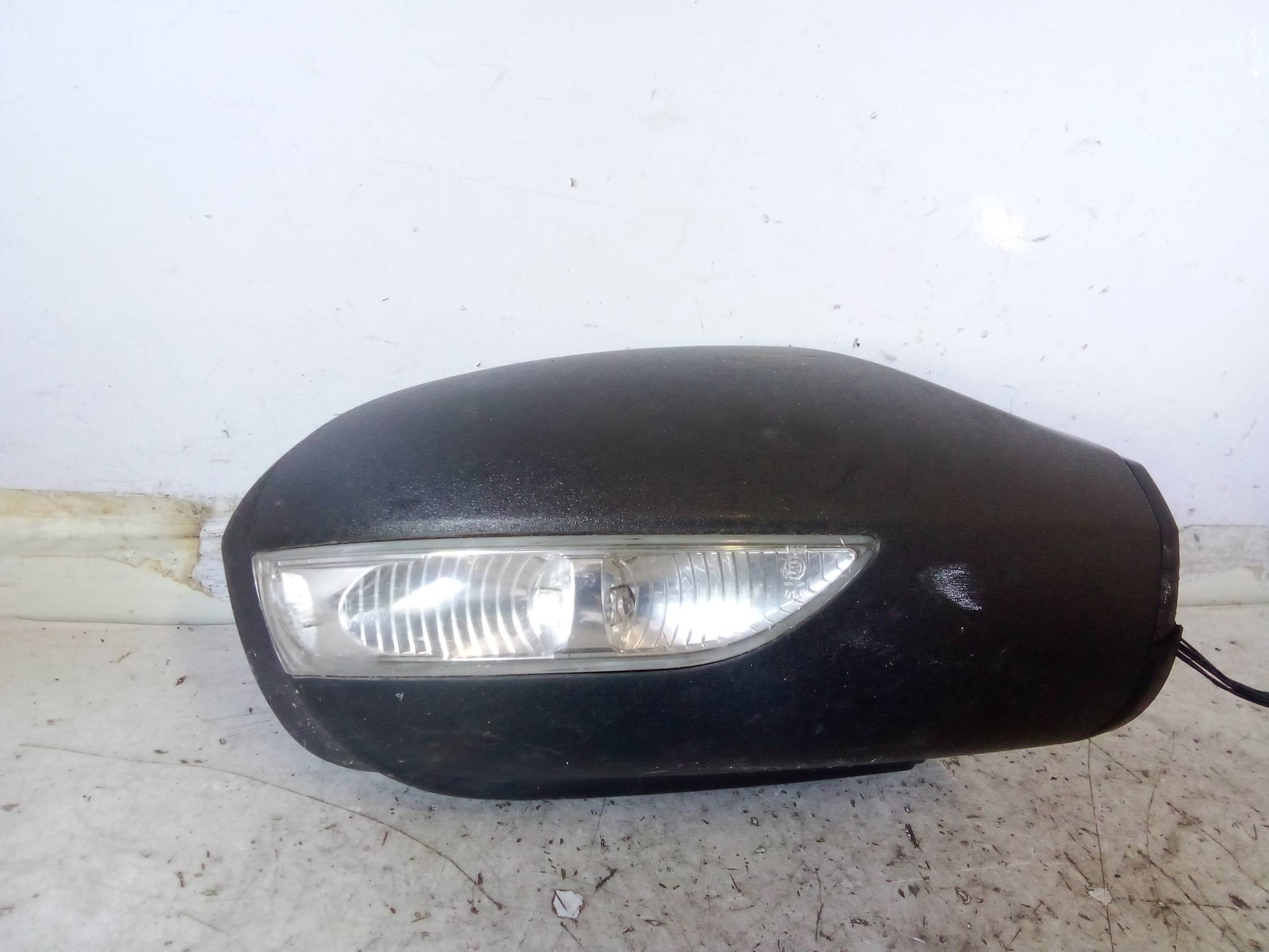 Retrovisore est. regolaz. elettr. dx.