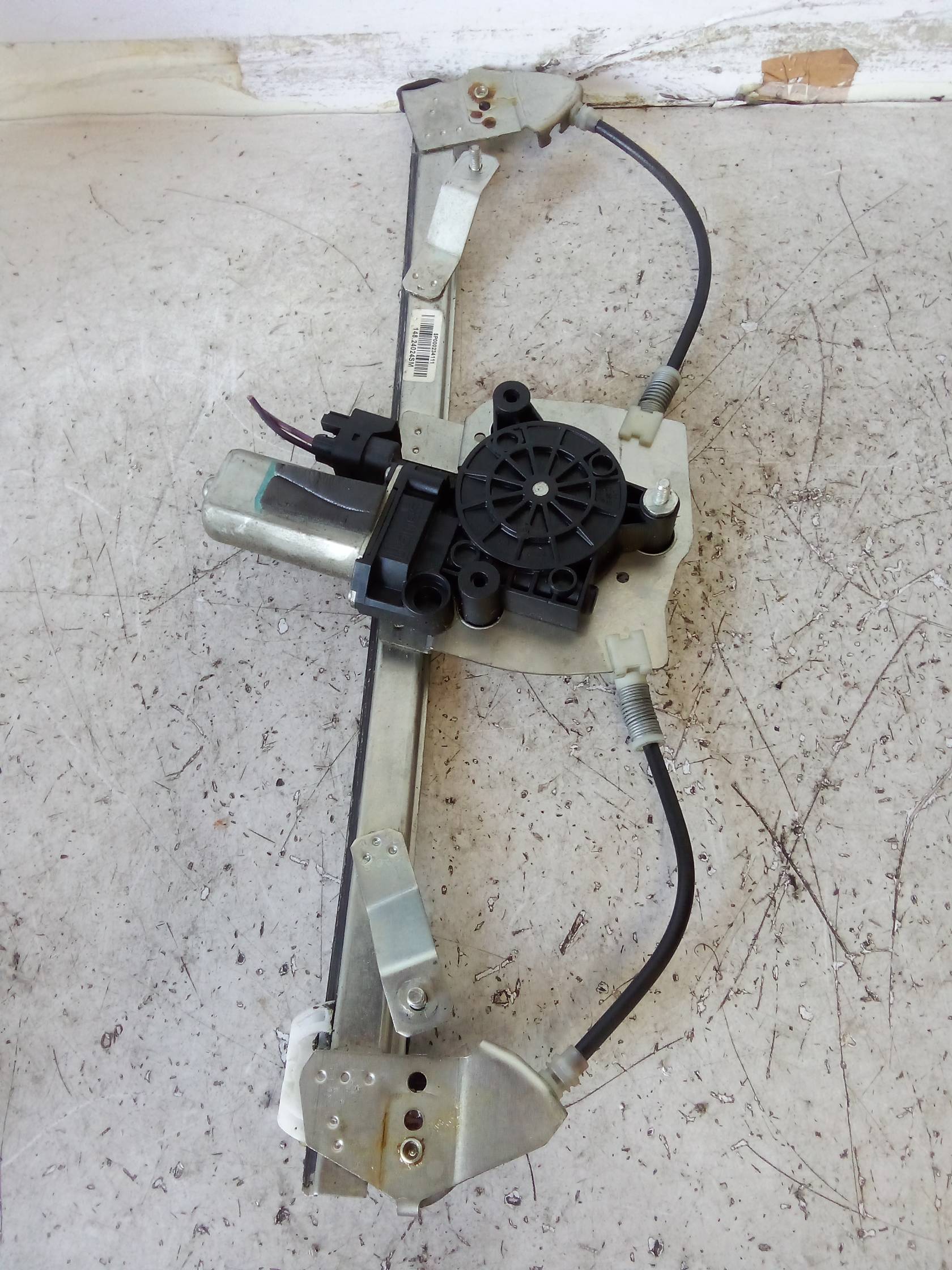 Alzacristallo elettr. porta ant. sx.