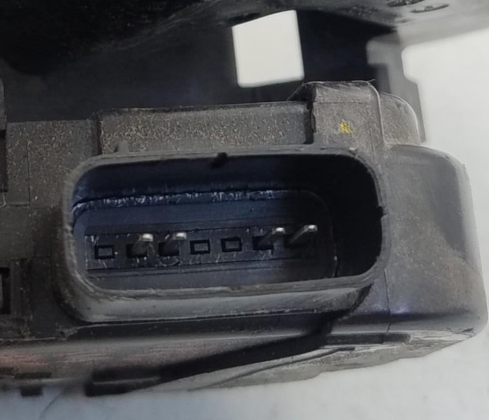 Serratura porta post. dx. e maniglia porta est. dx.