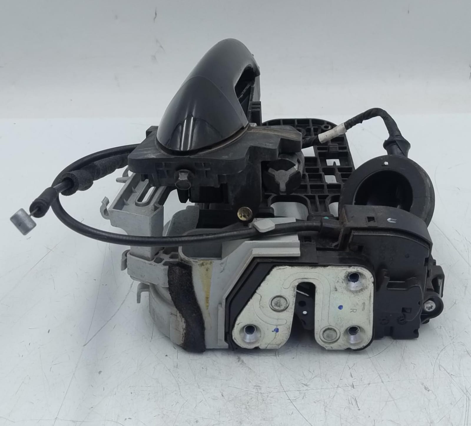 Serratura porta ant. dx. e maniglia est. dx.