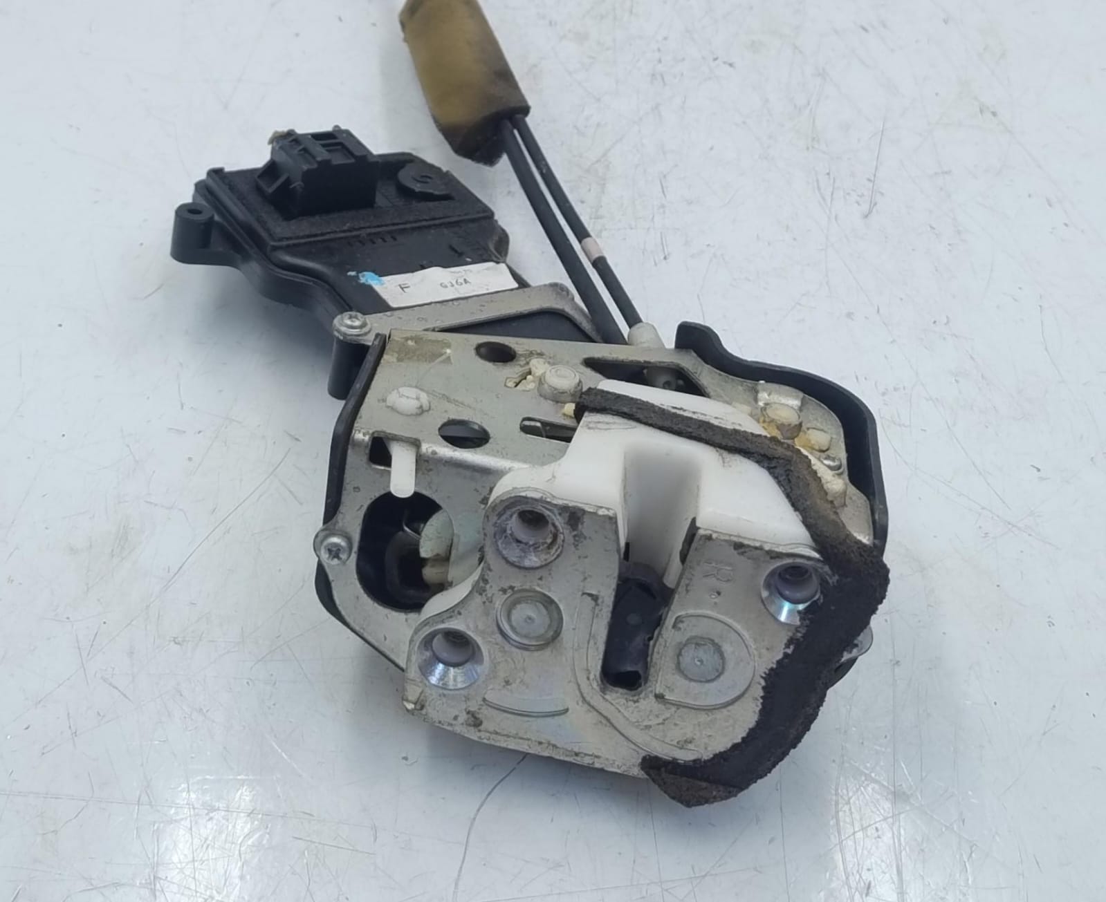 Serratura porta post. dx.