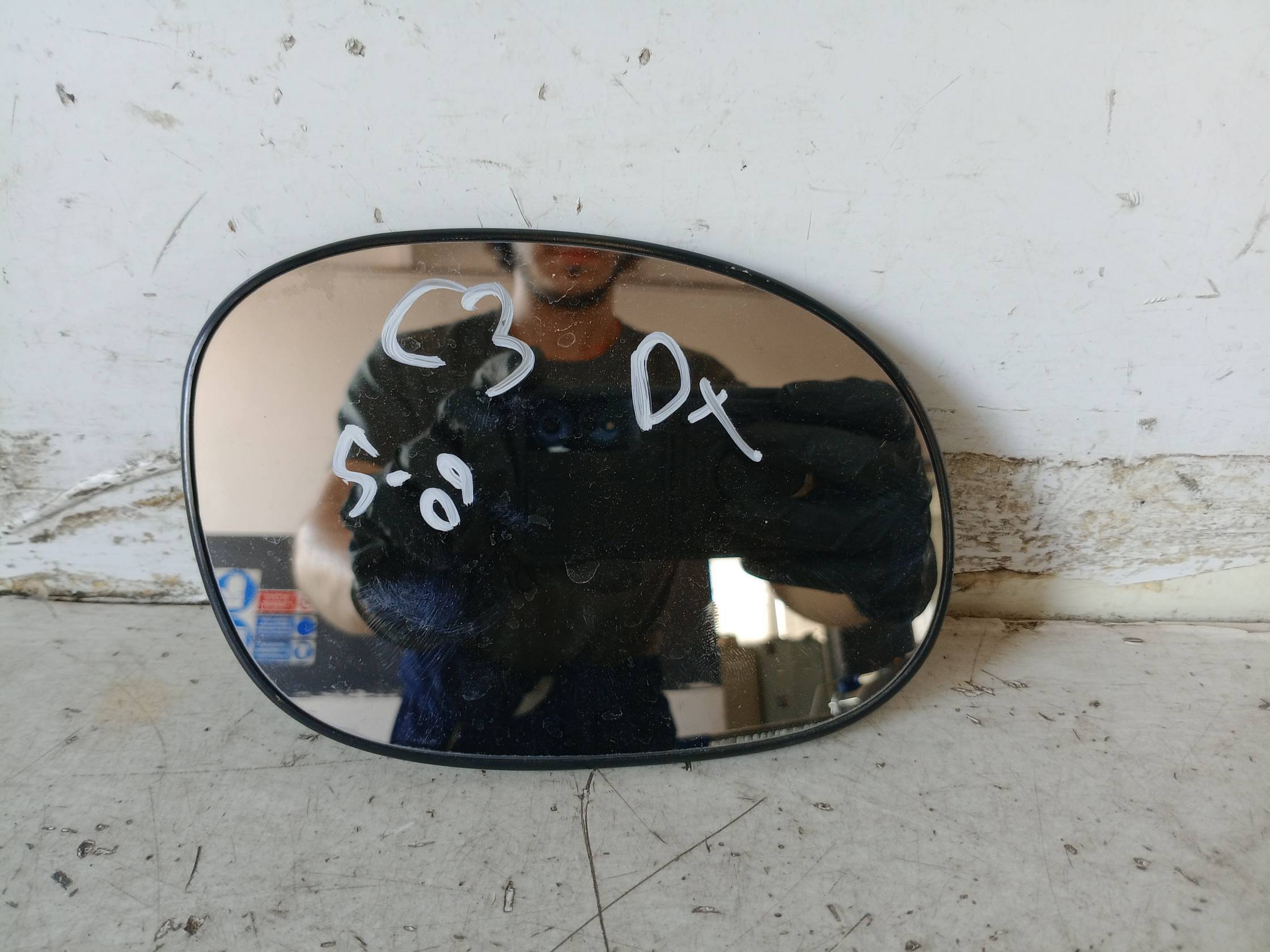 Cristallo retrovisore est. dx.