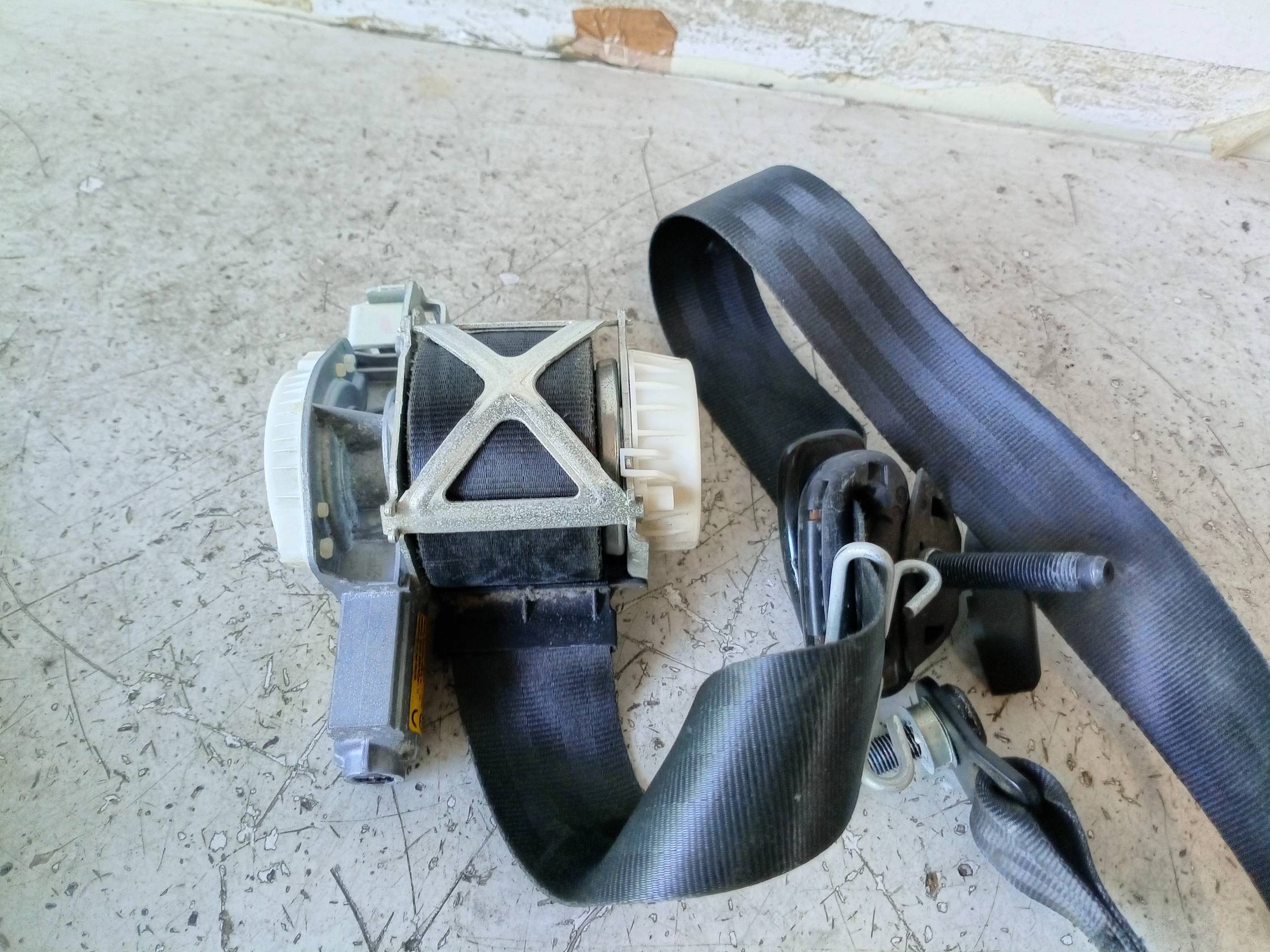 Cintura di sicurezza ant. sx.