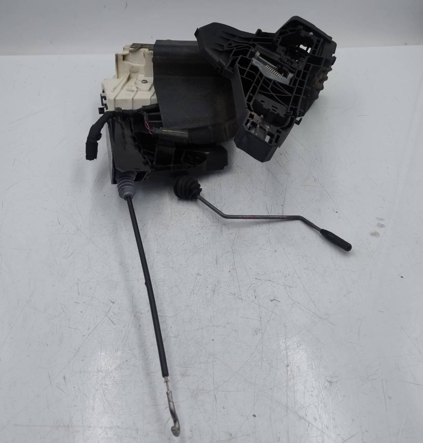 Serratura porta ant. dx.