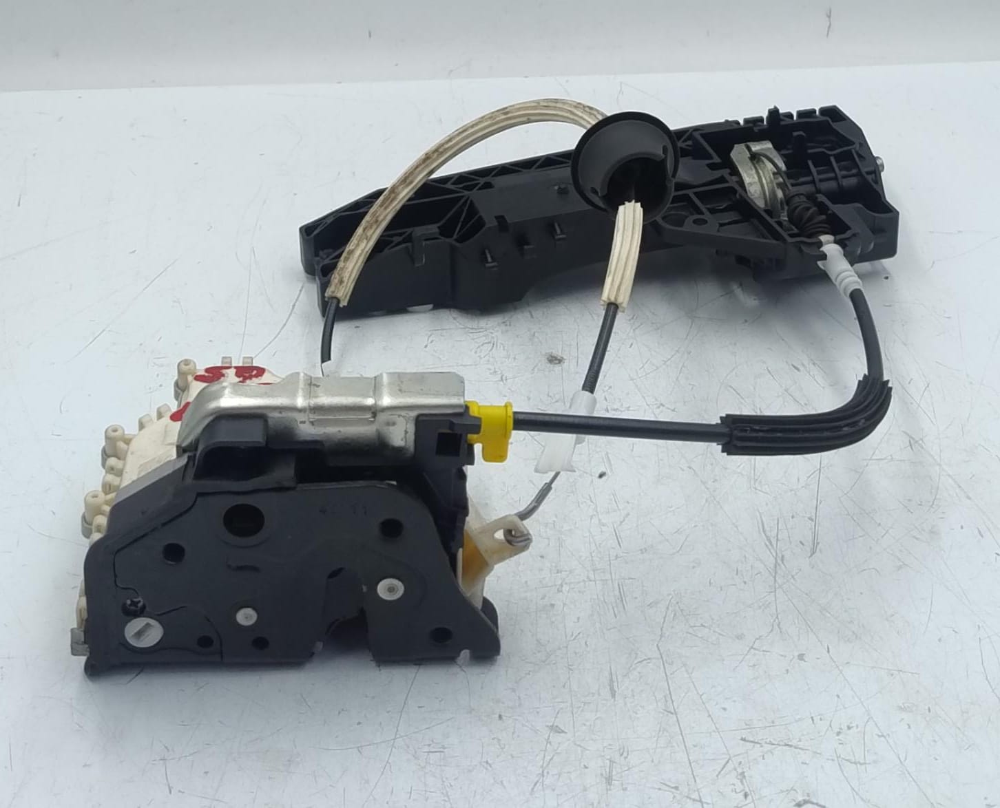 Serratura porta post. dx.