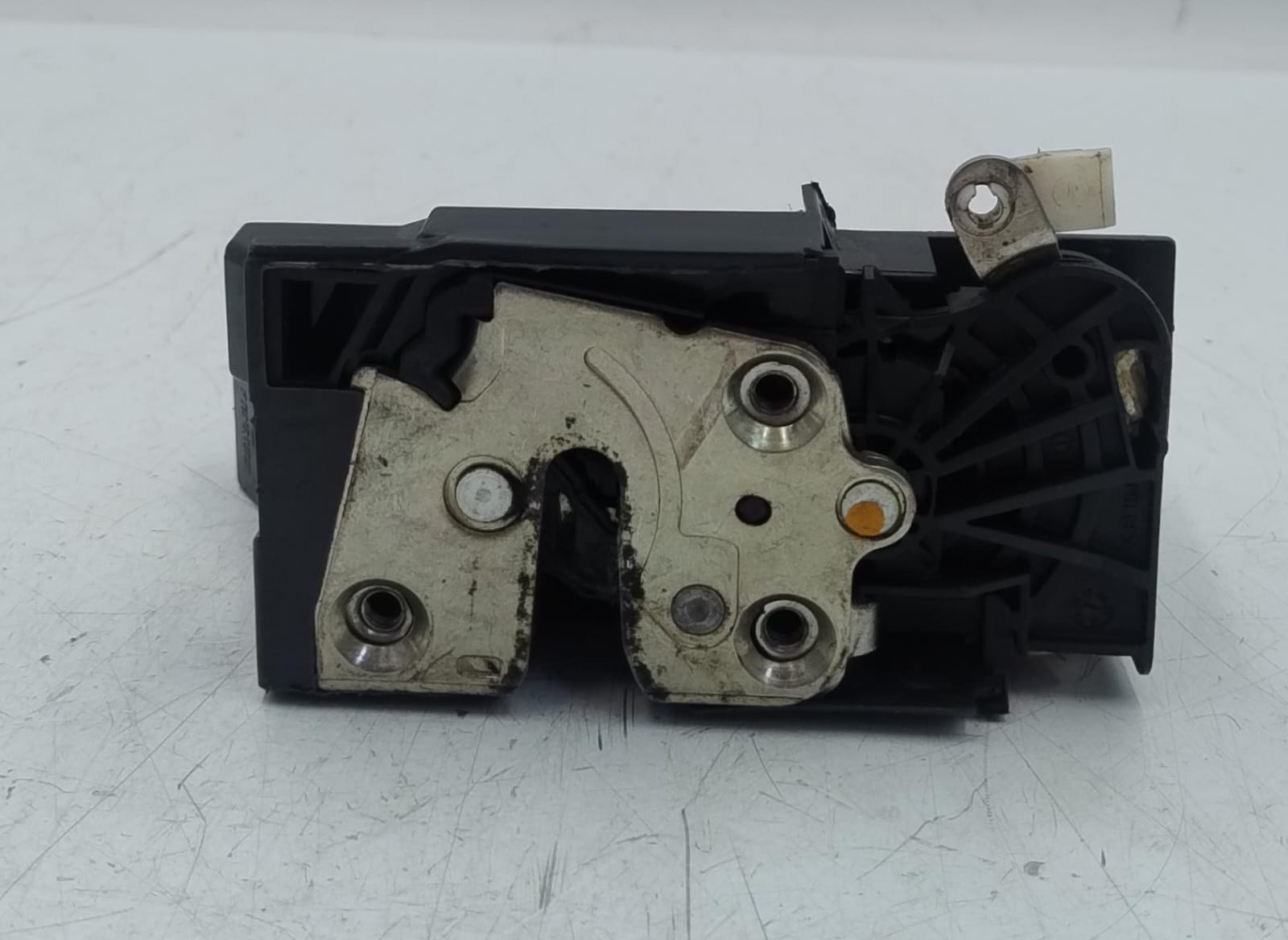 Serratura porta ant. dx.