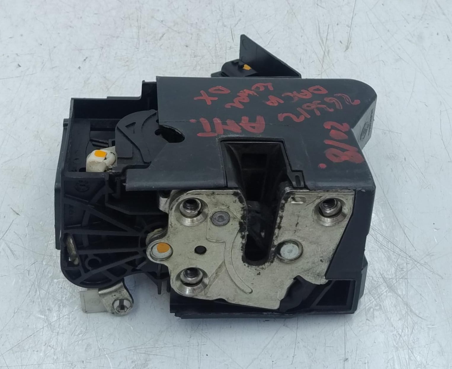 Serratura porta ant. dx.