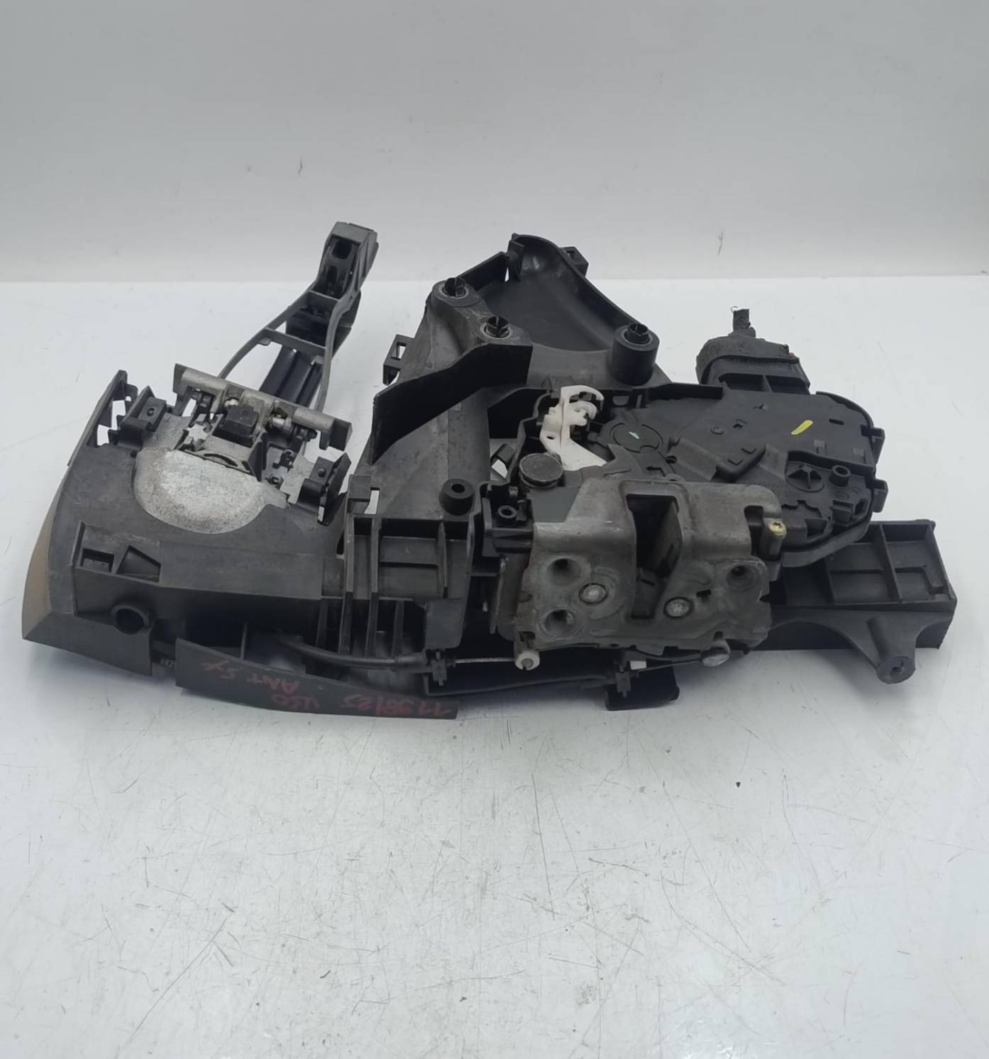 Serratura porta ant. sx.