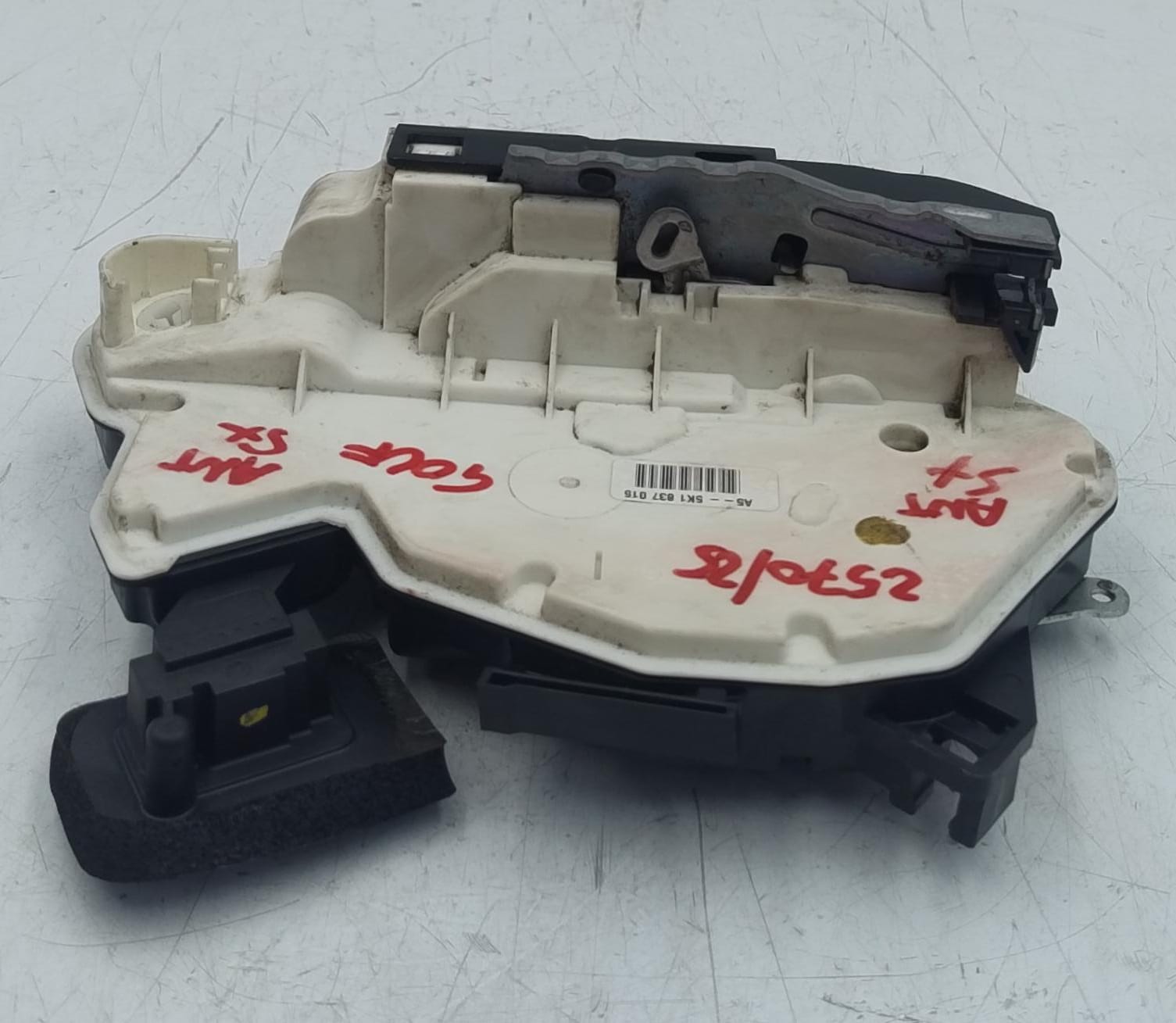 Serratura porta ant. sx.