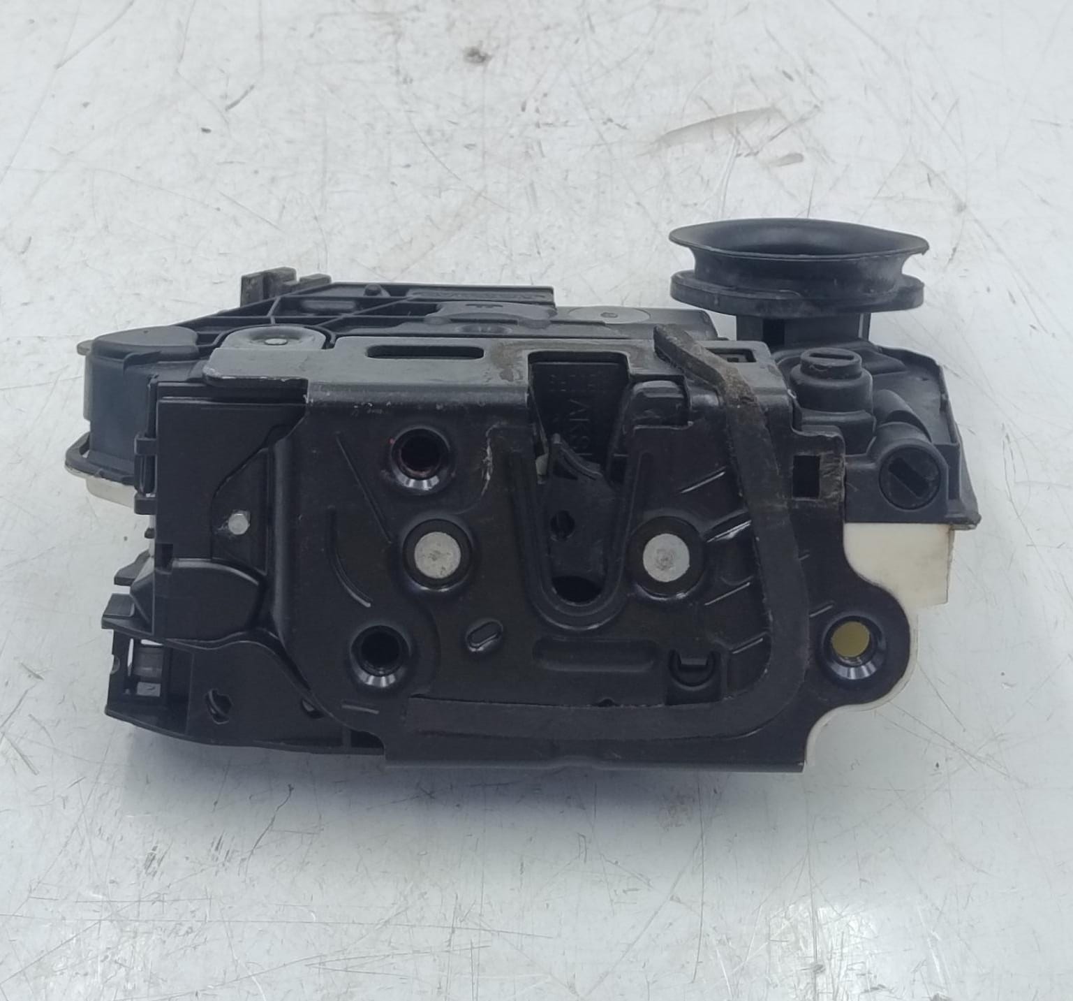 Serratura porta post. dx.