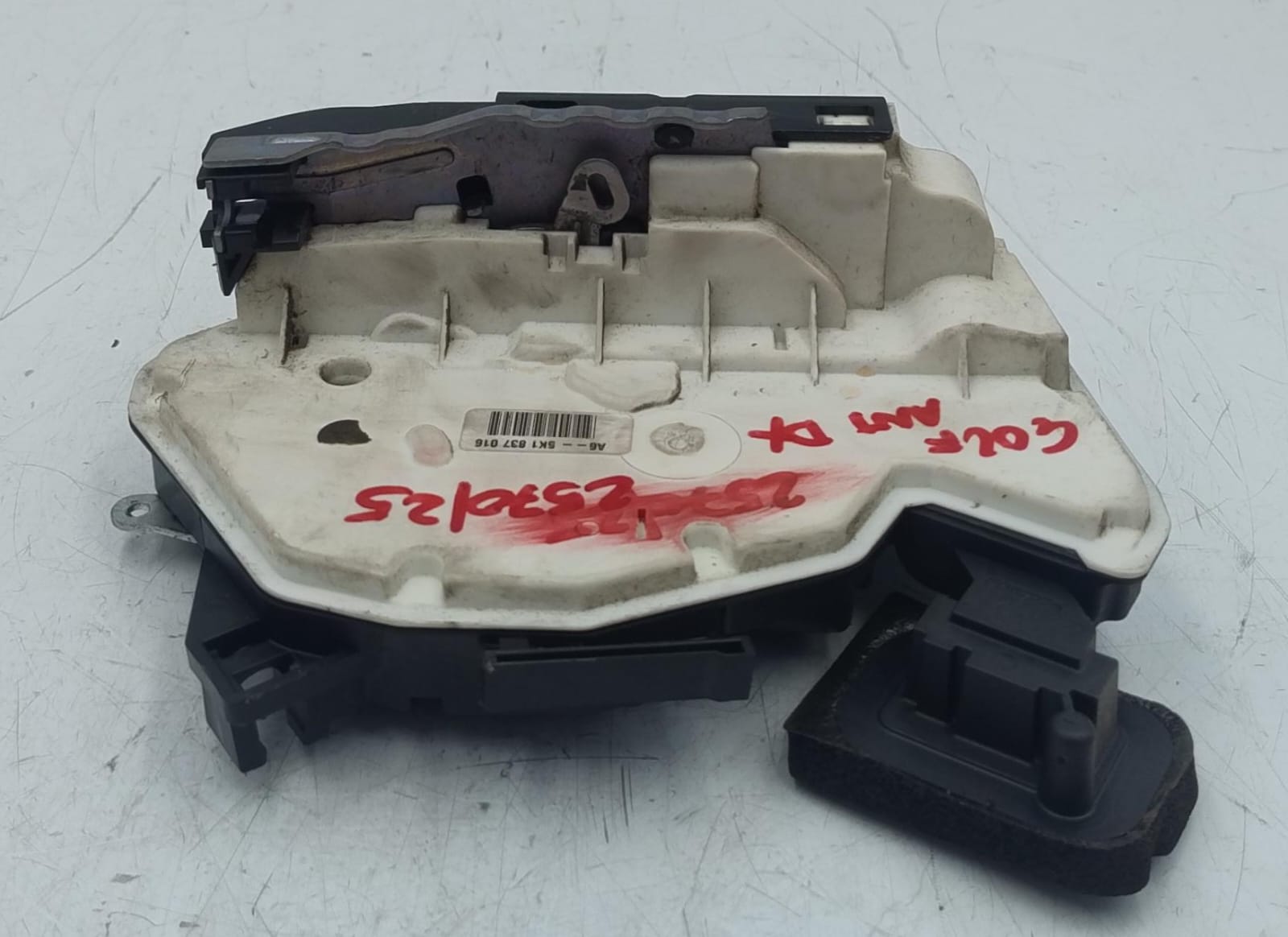 Serratura porta ant. dx.