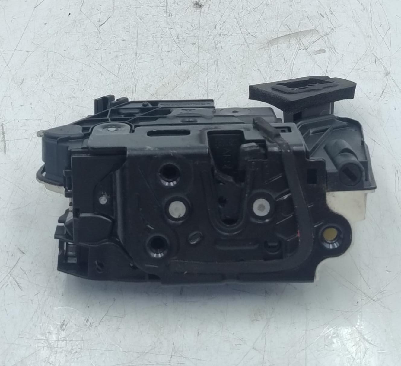 Serratura porta ant. dx.