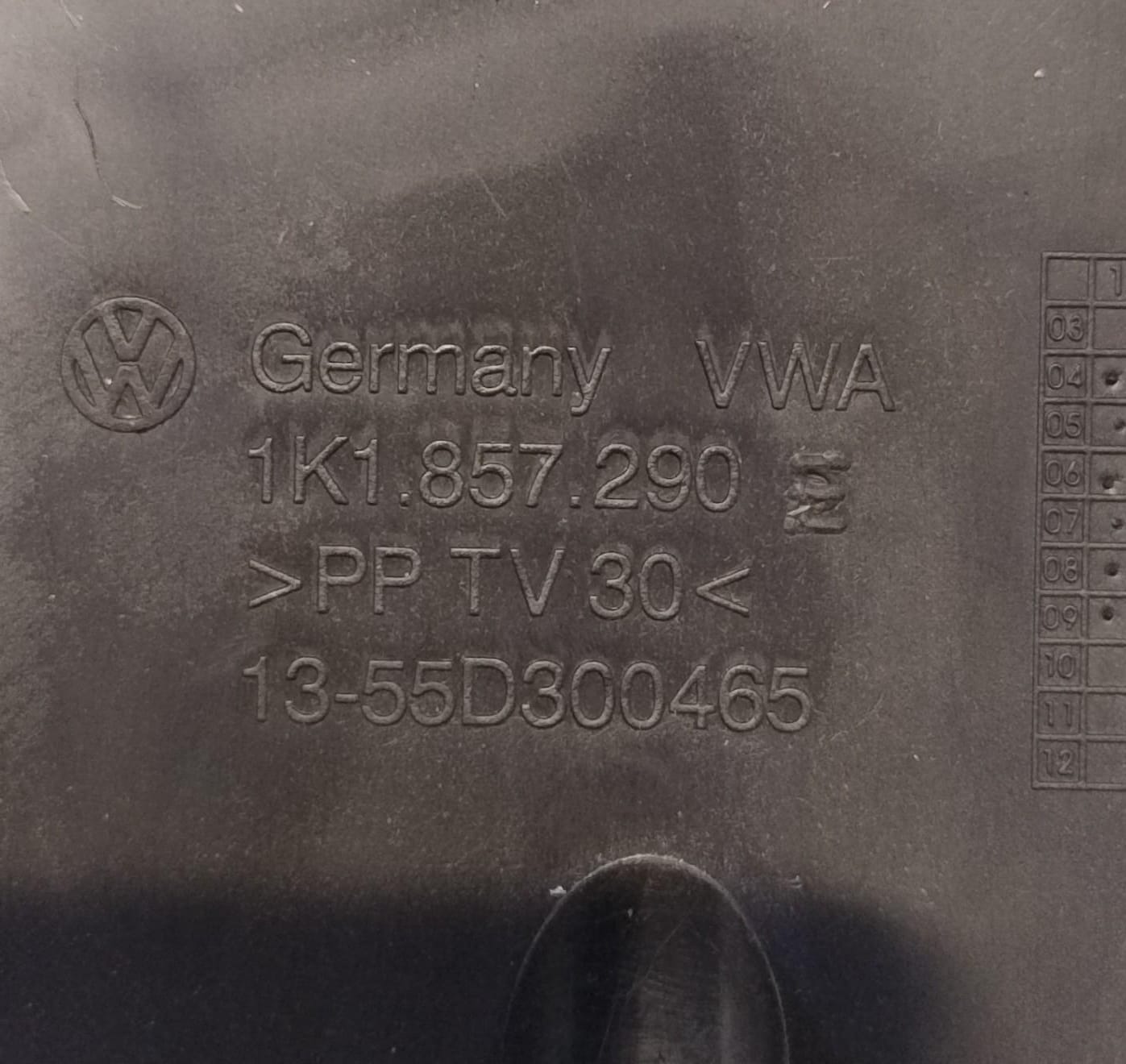 Cassetto vano portaoggetti