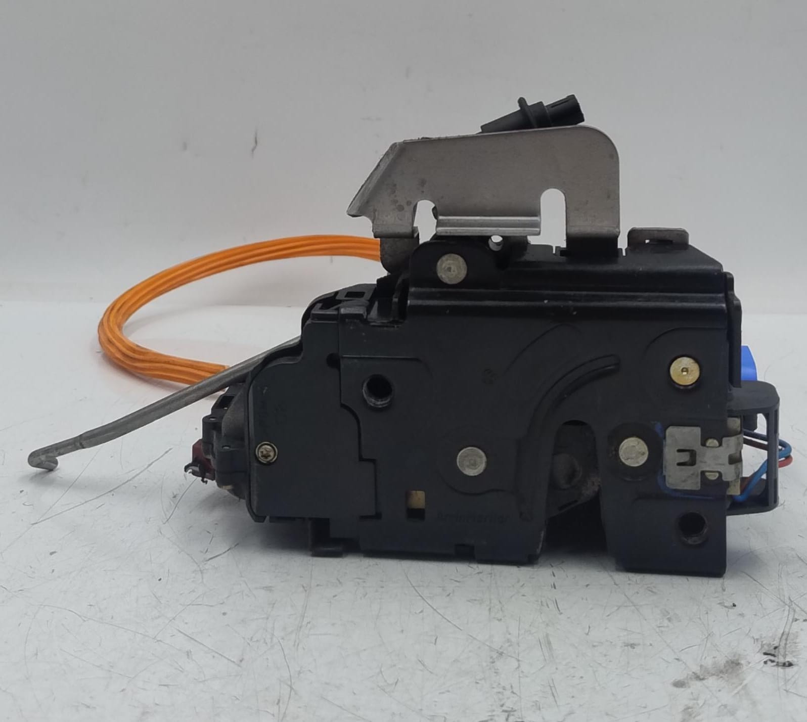 Serratura porta ant. dx.